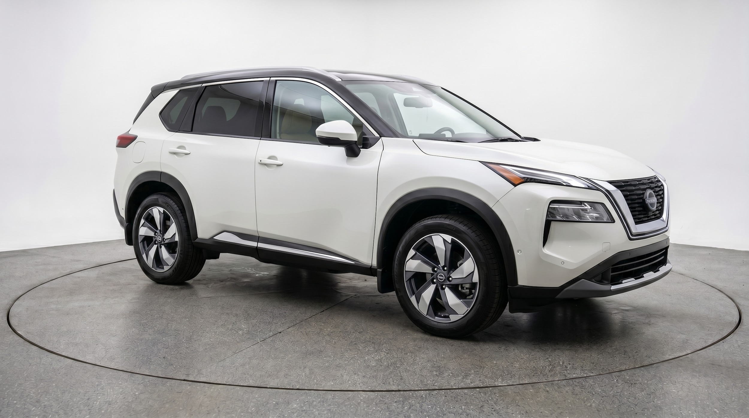 Thumbnail: 2024 Nissan Rogue - 1