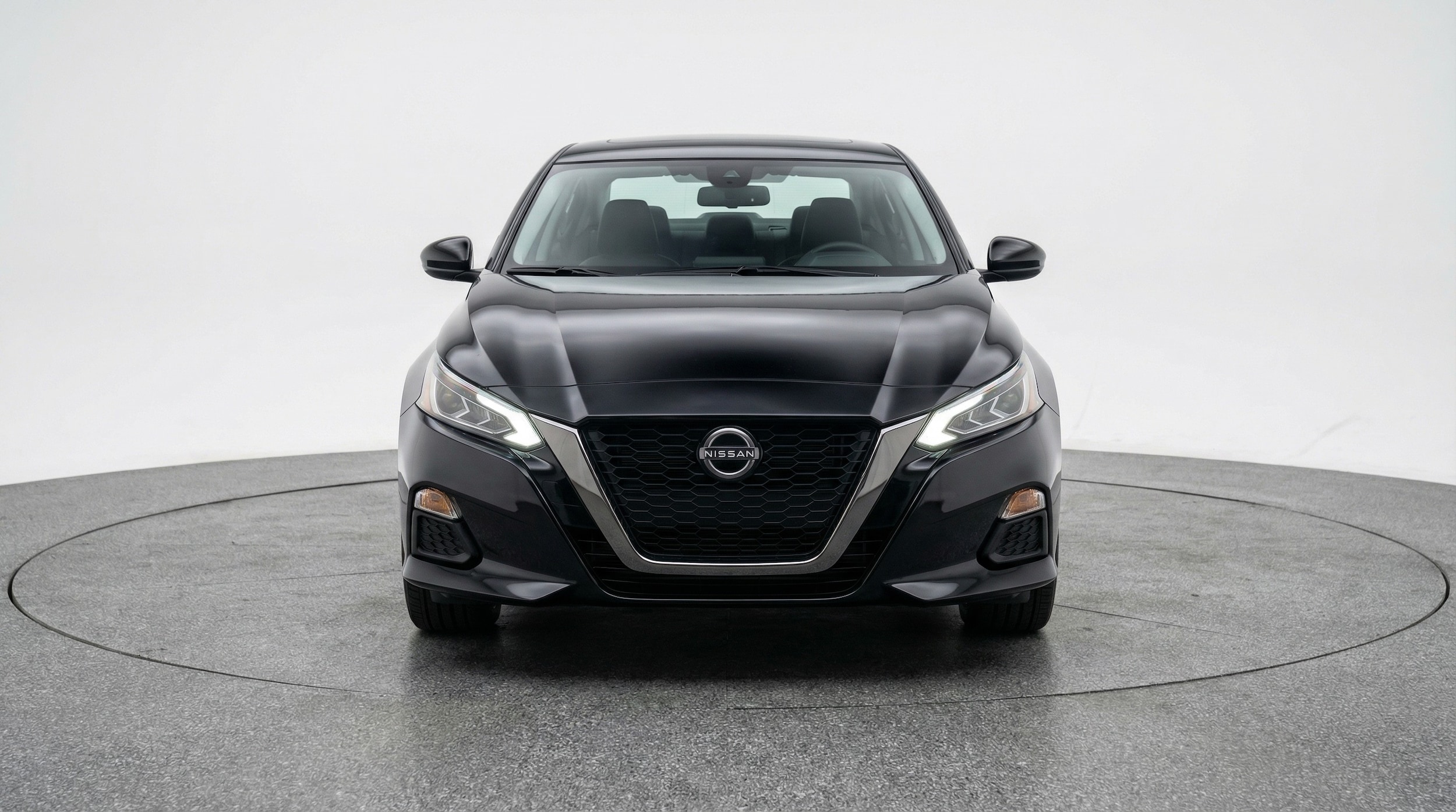 Thumbnail: 2025 Nissan Altima - 2