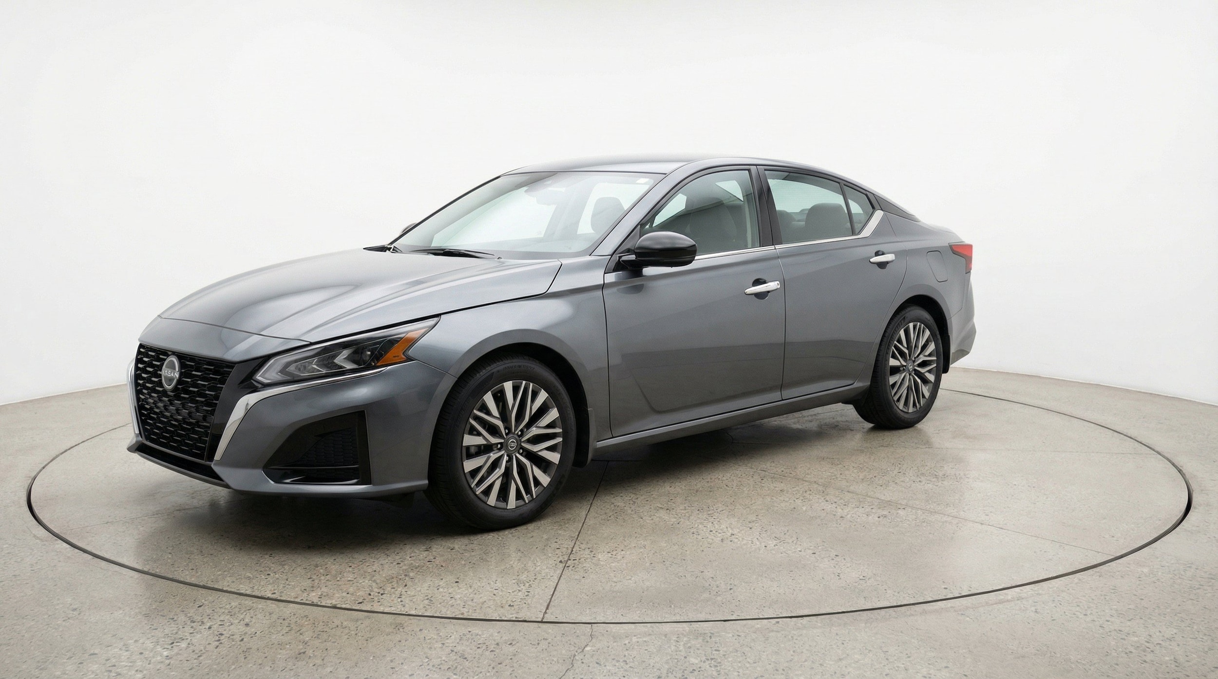 Thumbnail: 2025 Nissan Altima - 3