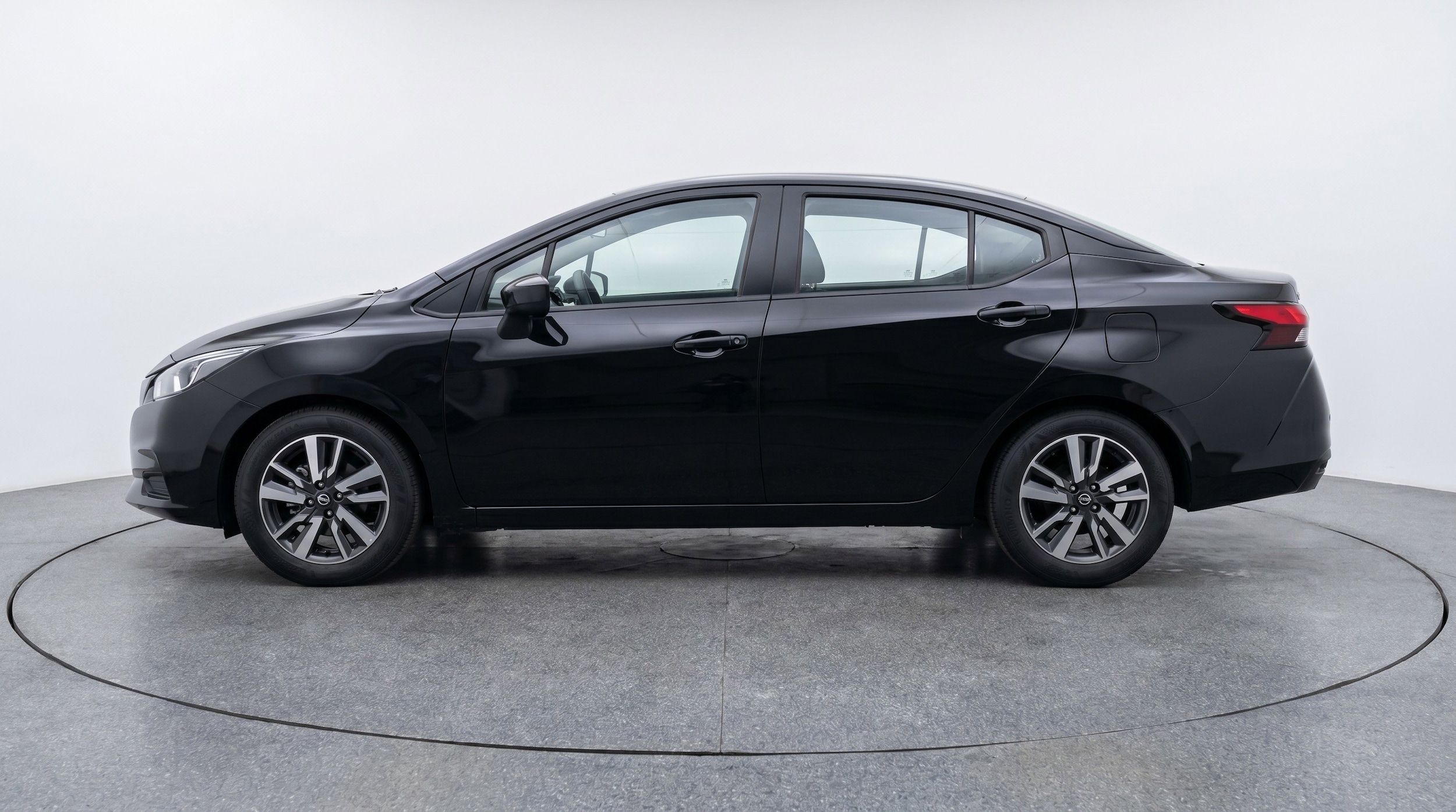 Thumbnail: 2025 Nissan Versa - 5