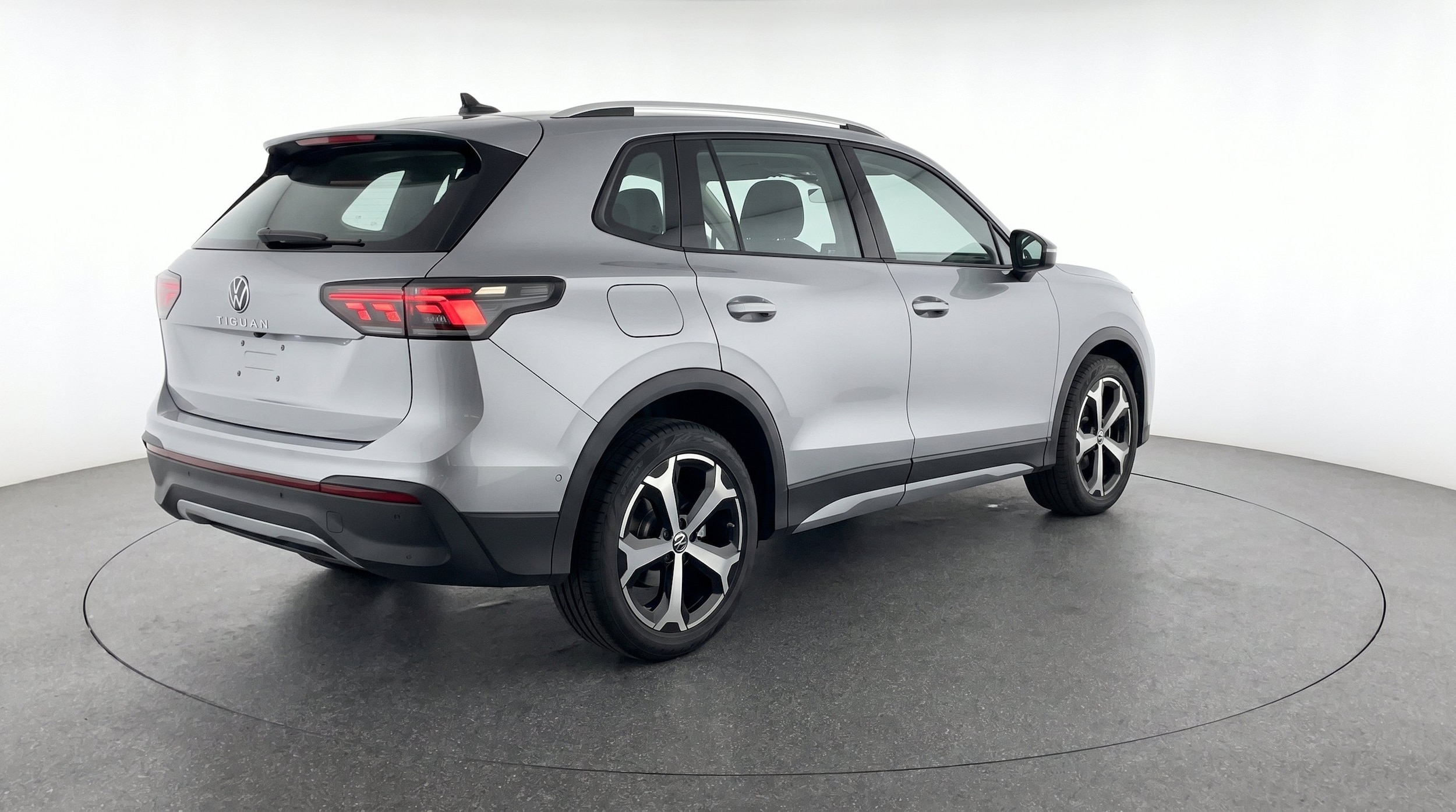 Thumbnail: 2026 Volkswagen Tiguan - 9