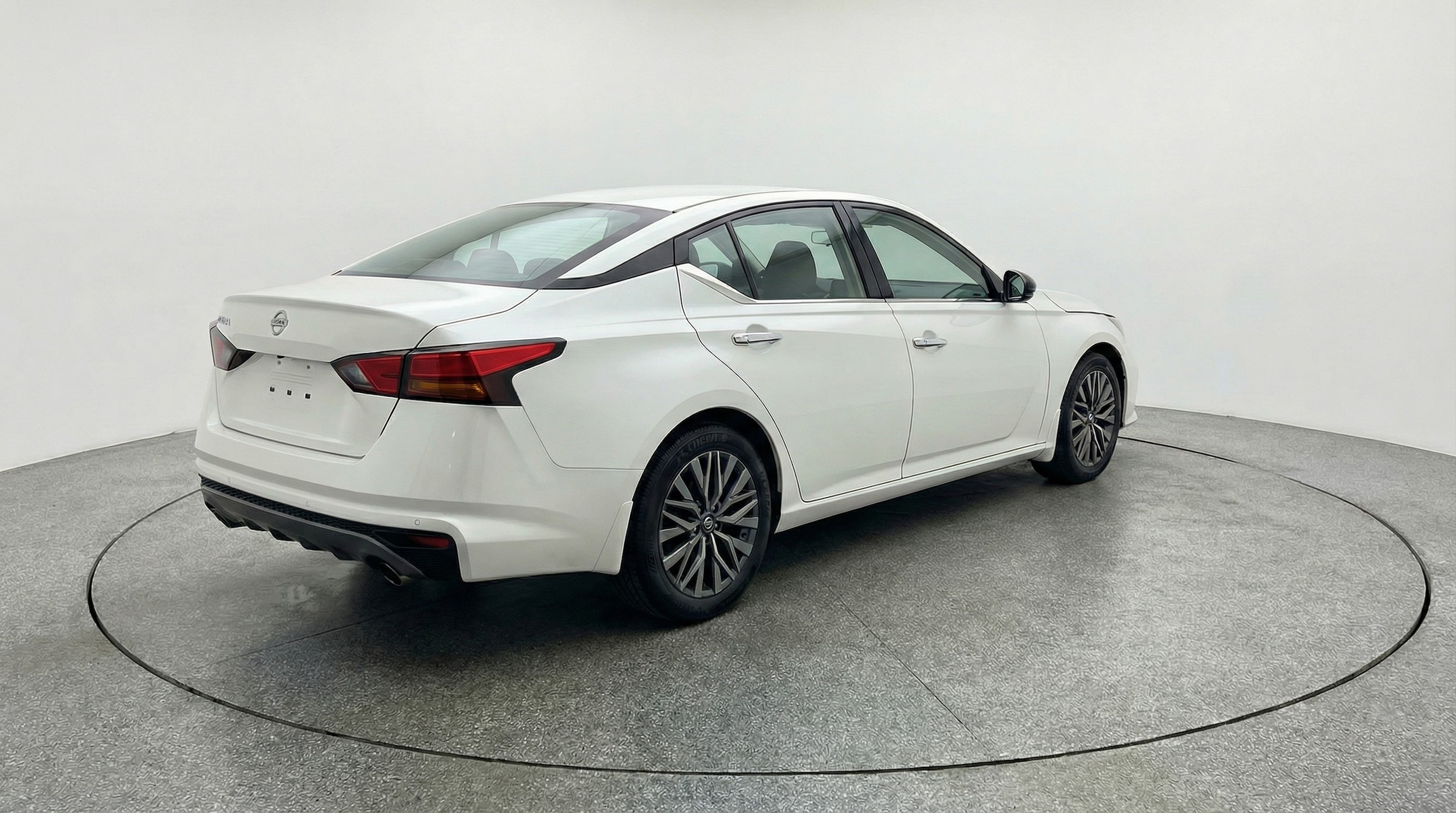 Thumbnail: 2025 Nissan Altima - 7