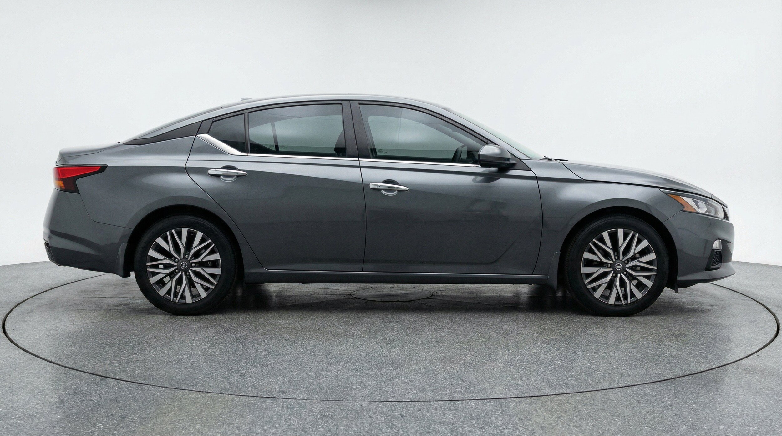 Thumbnail: 2025 Nissan Altima - 11