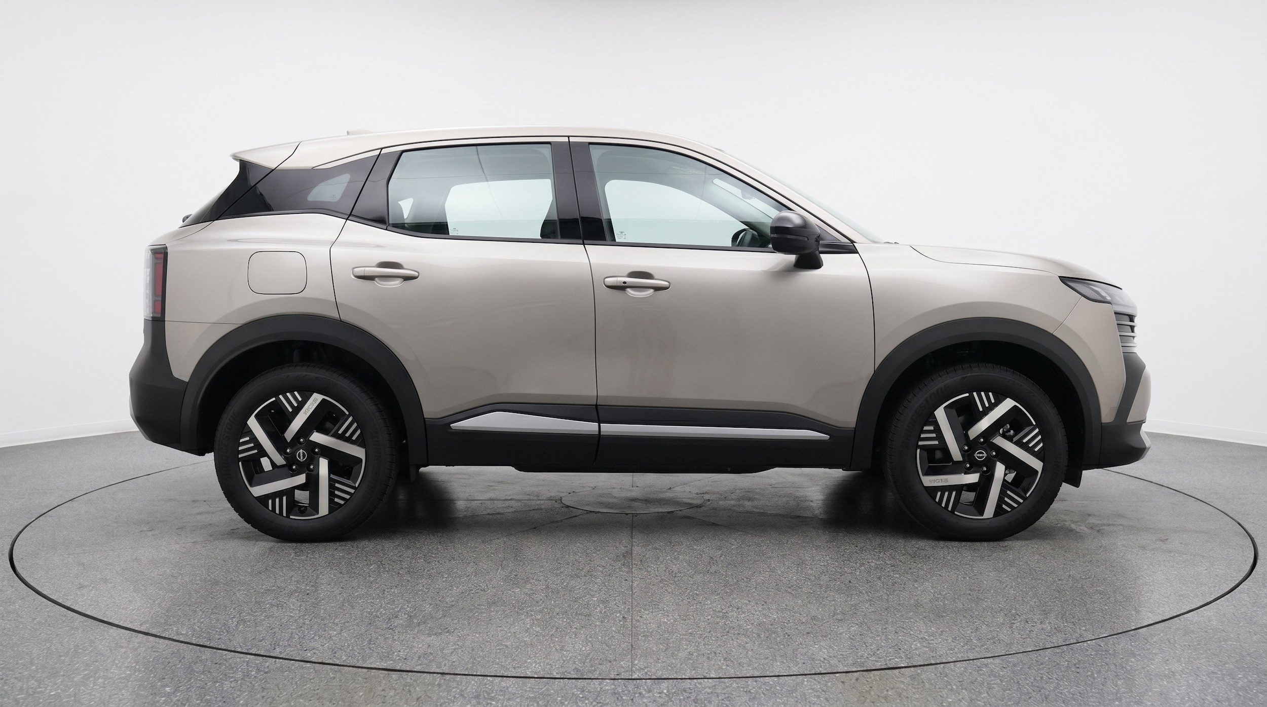 Thumbnail: 2026 Nissan Kicks - 11