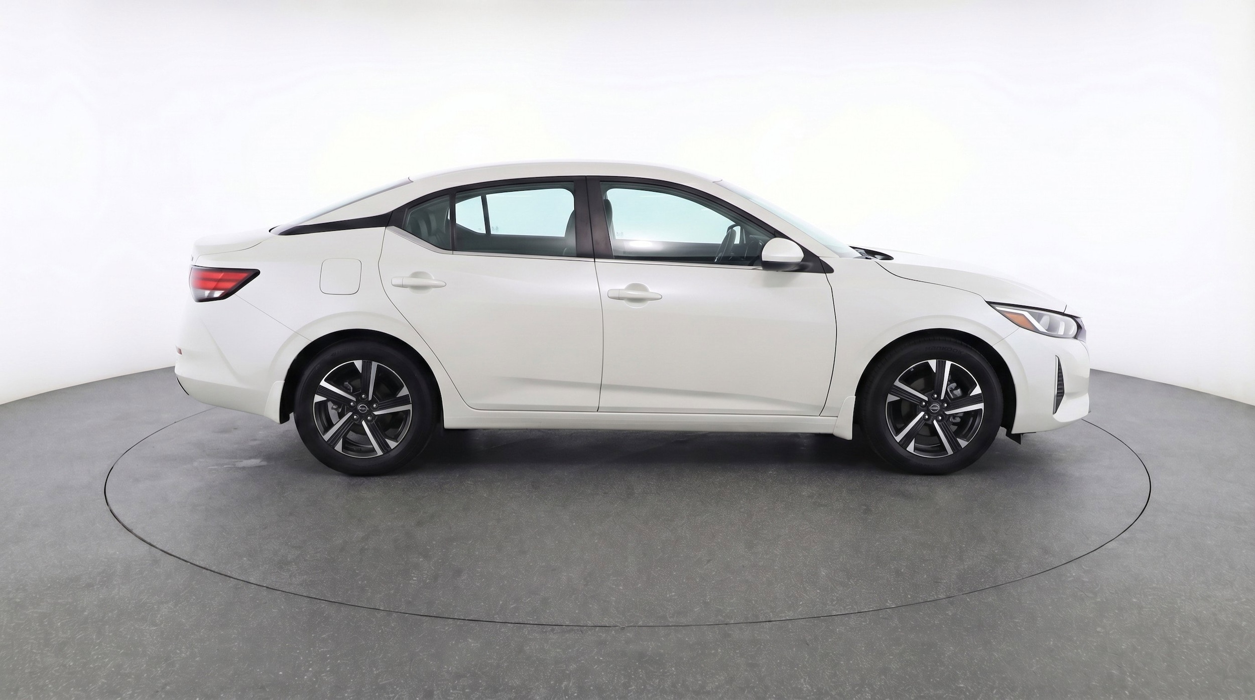 Thumbnail: 2025 Nissan Sentra - 11