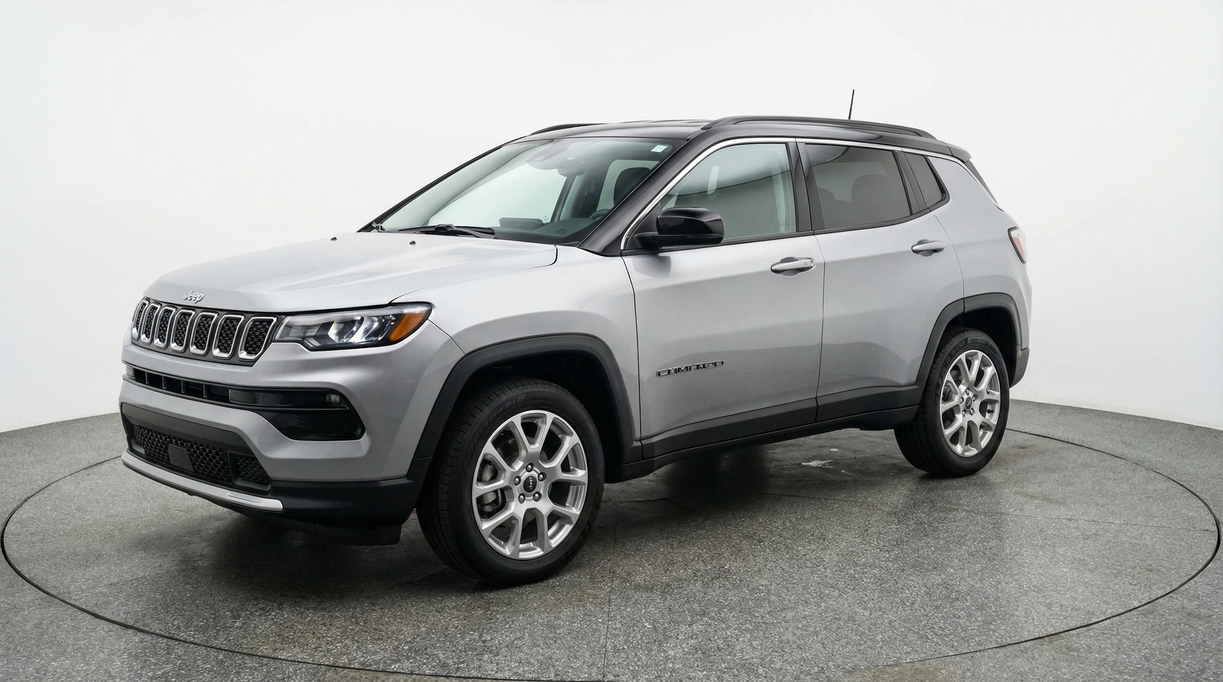 Thumbnail: 2025 Jeep Compass - 3