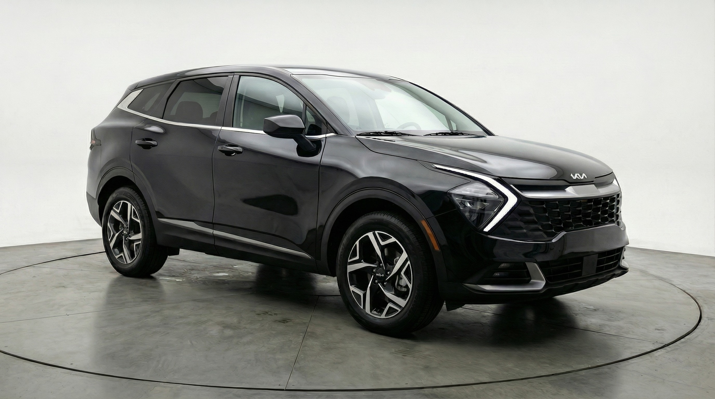 Thumbnail: 2025 Kia Sportage - 1