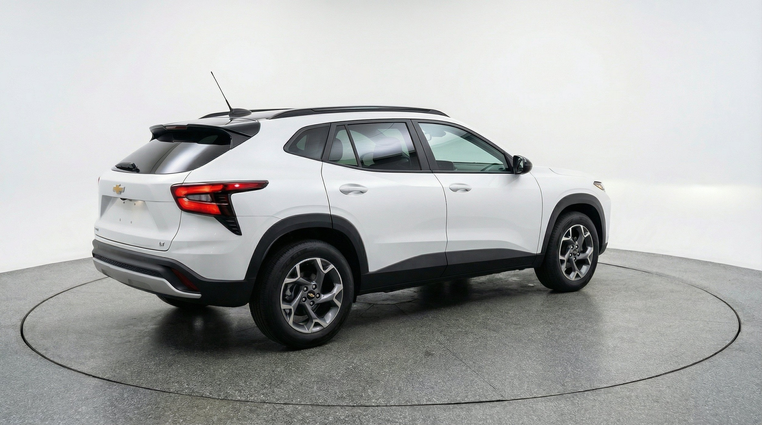 Thumbnail: 2025 Chevrolet Trax - 9