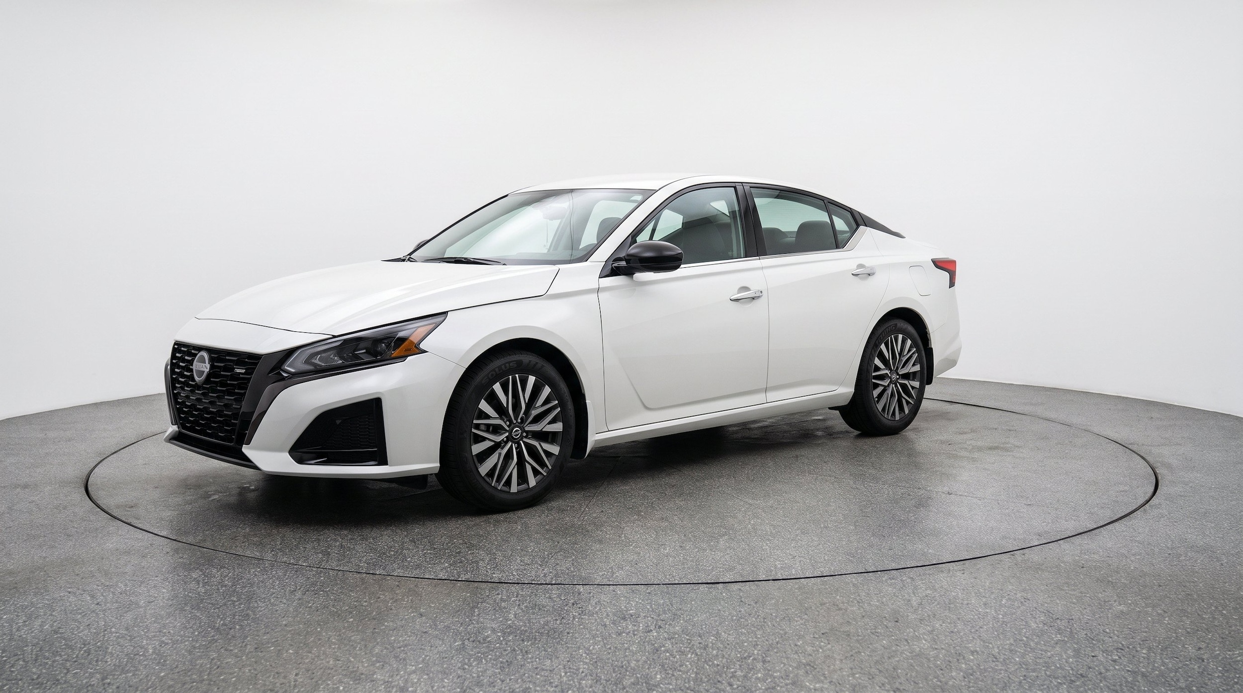 Thumbnail: 2025 Nissan Altima - 3