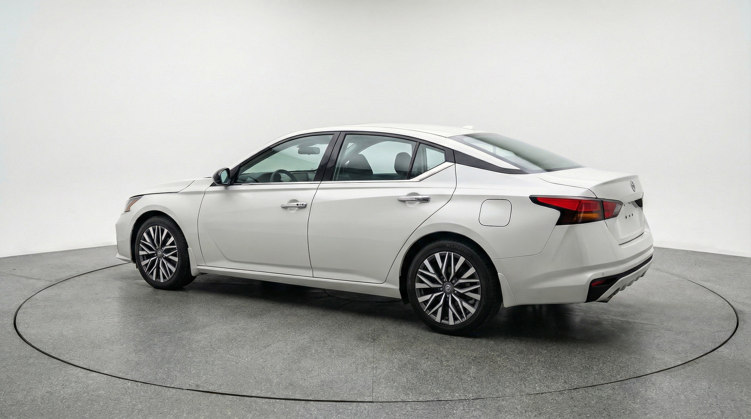 Thumbnail: 2025 Nissan Altima - 6