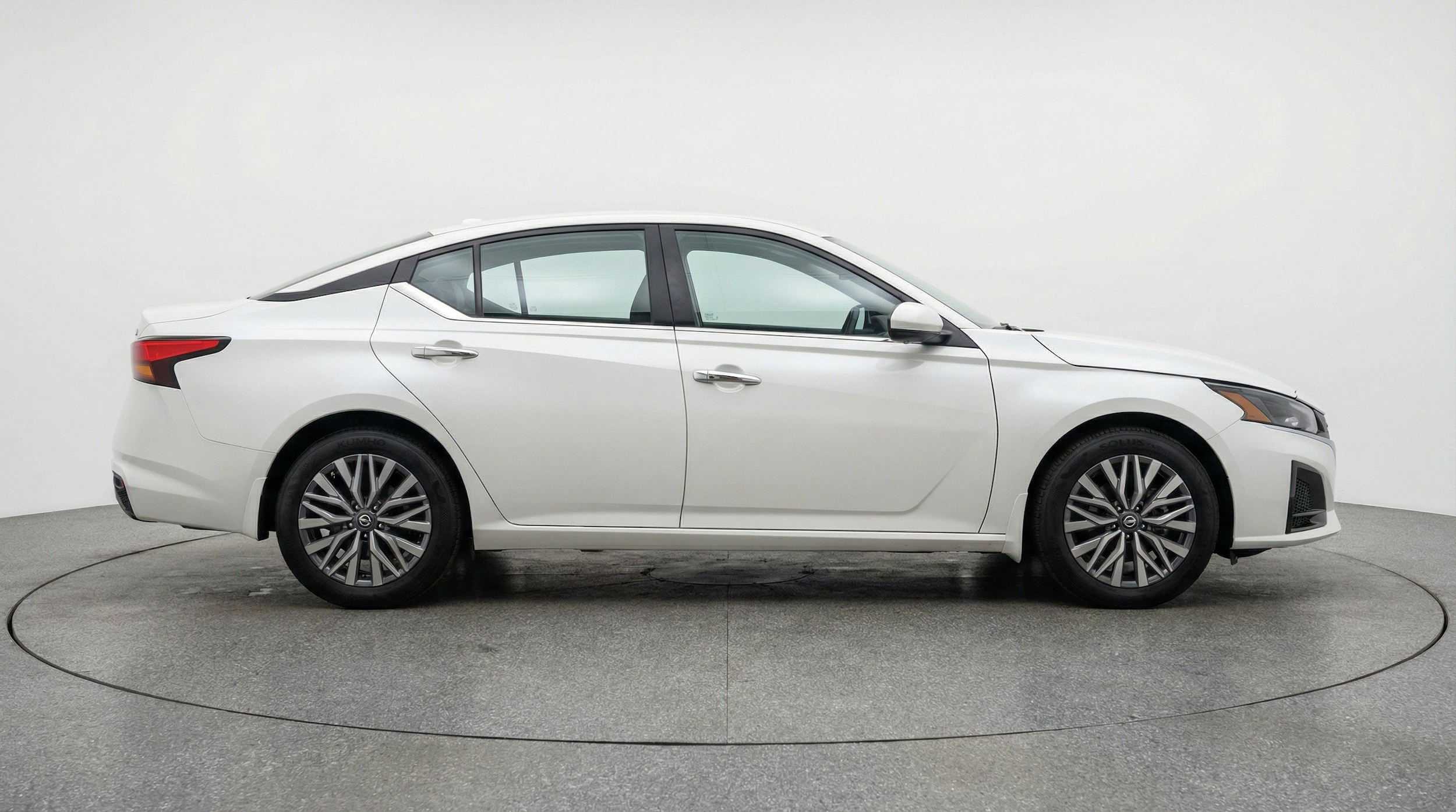 Thumbnail: 2025 Nissan Altima - 11