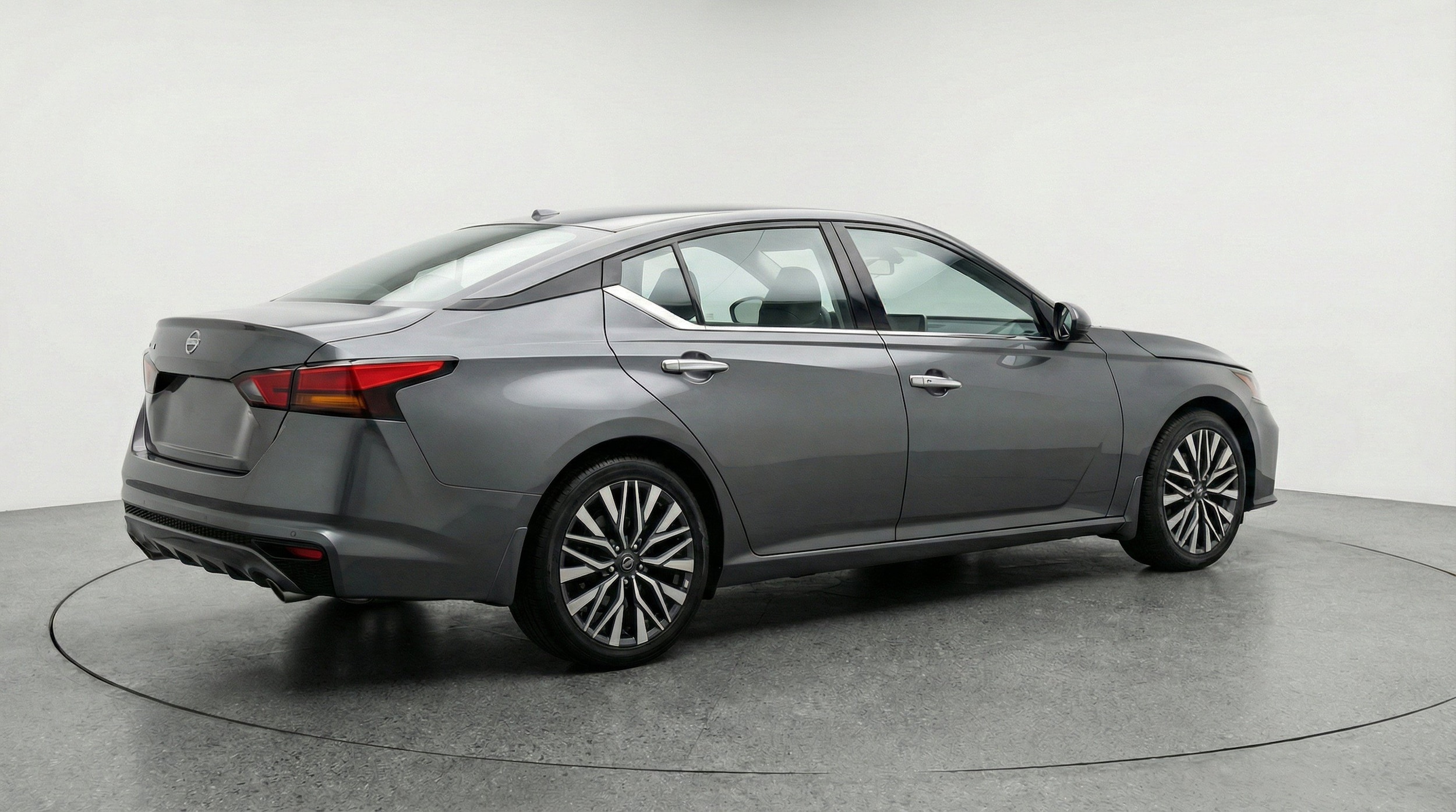 Thumbnail: 2025 Nissan Altima - 9