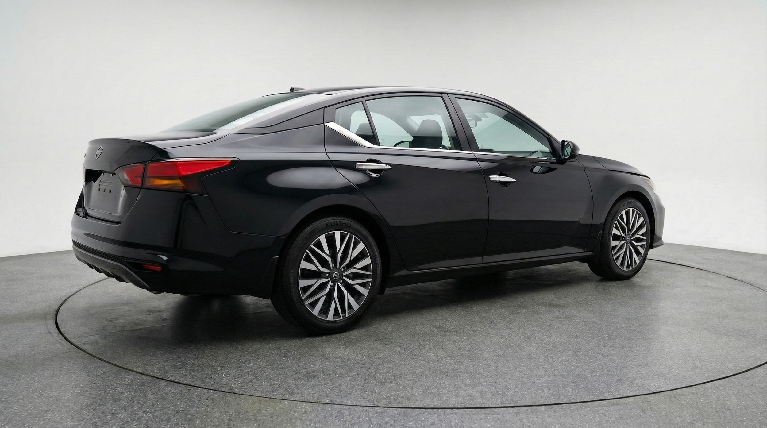 Thumbnail: 2025 Nissan Altima - 7