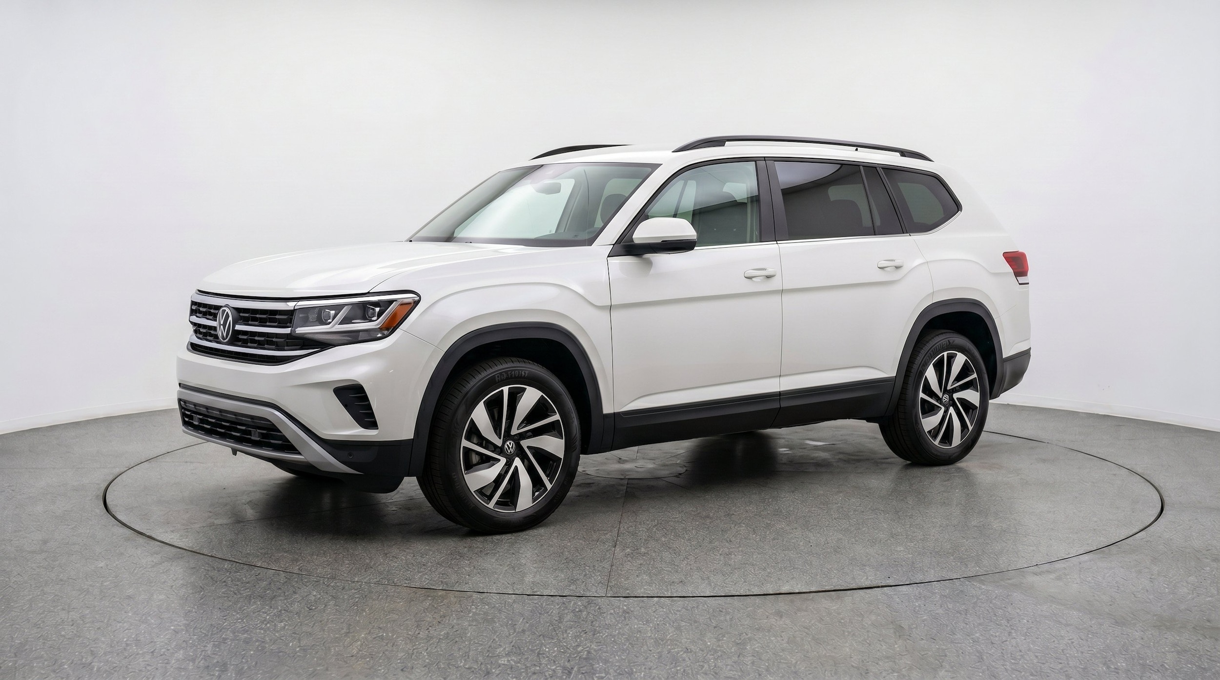 Thumbnail: 2026 Volkswagen Atlas - 3