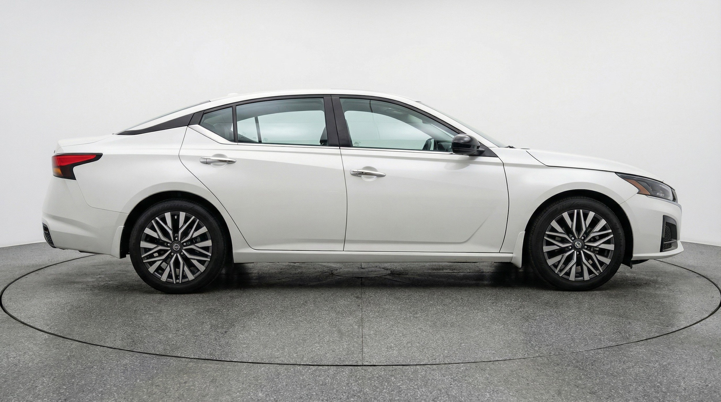 Thumbnail: 2025 Nissan Altima - 11