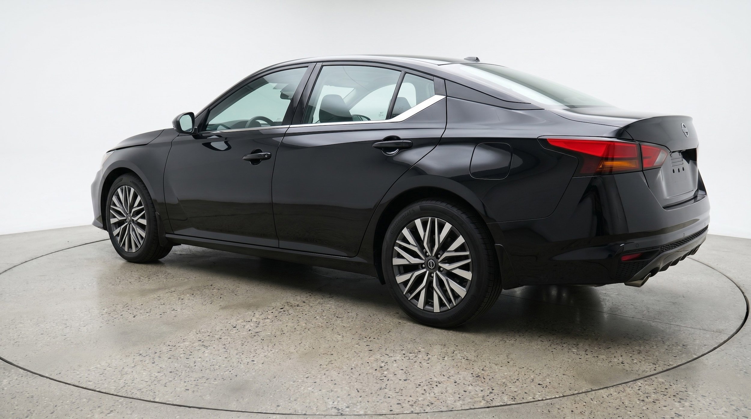 Thumbnail: 2025 Nissan Altima - 5