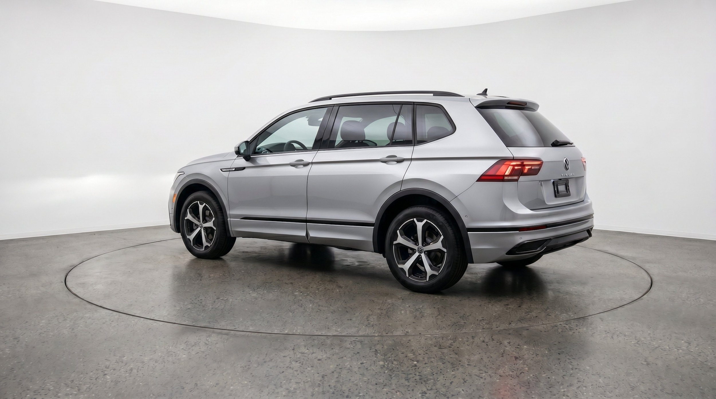 Thumbnail: 2026 Volkswagen Tiguan - 6