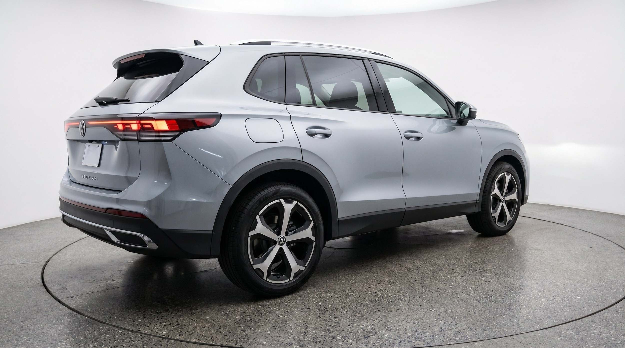 Thumbnail: 2026 Volkswagen Tiguan - 9