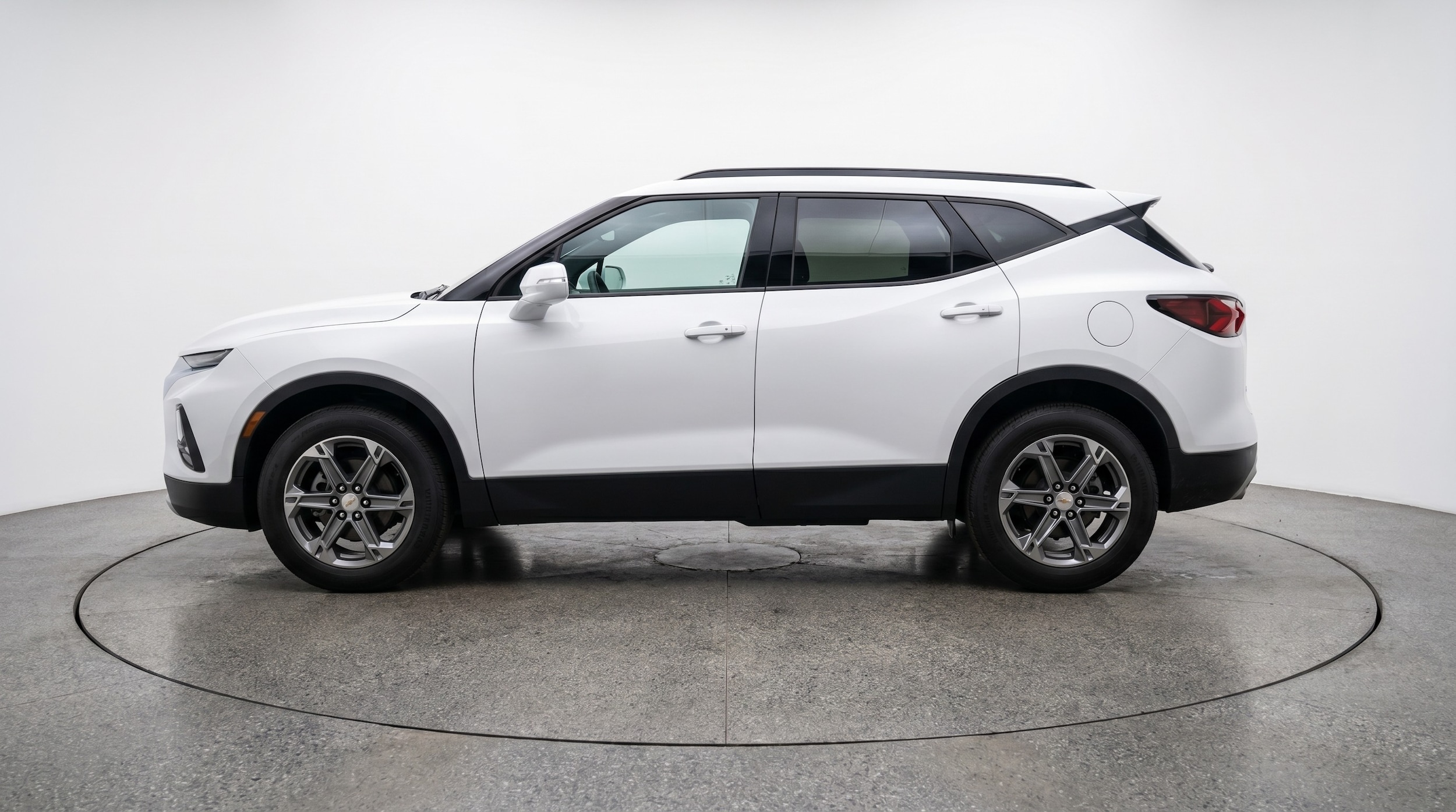 Thumbnail: 2025 Chevrolet Blazer - 4