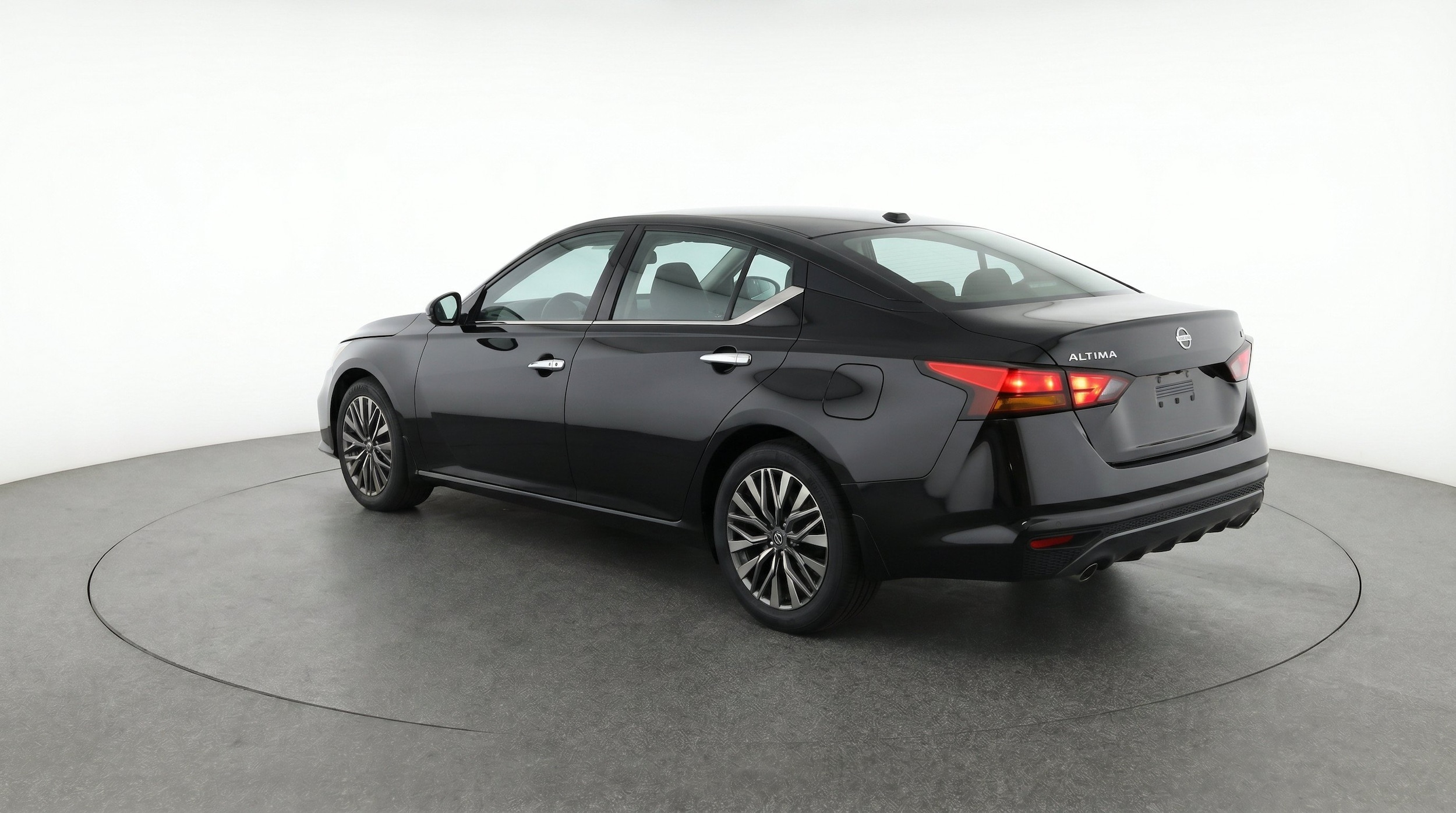 Thumbnail: 2026 Nissan Altima - 6