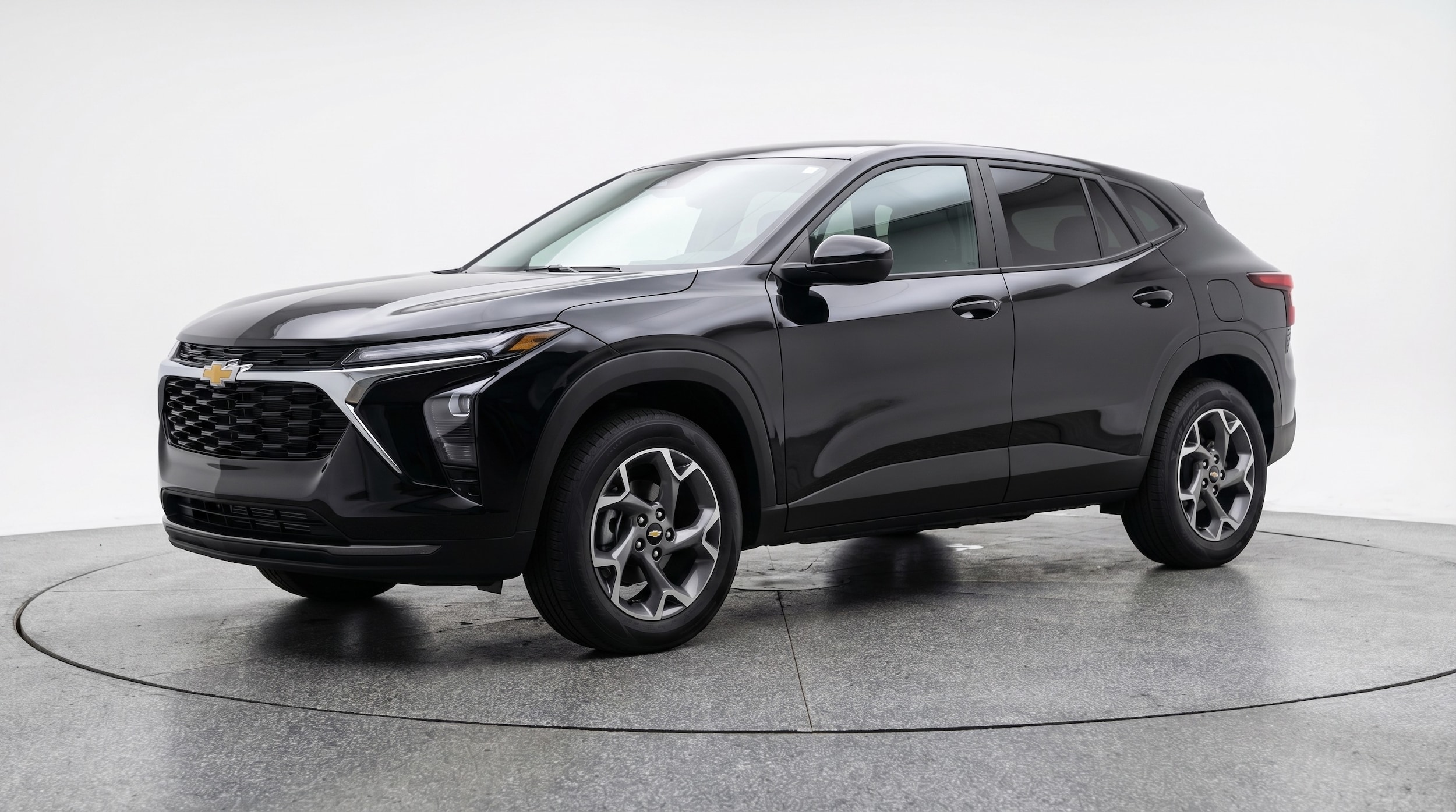 Thumbnail: 2025 Chevrolet Trax - 3