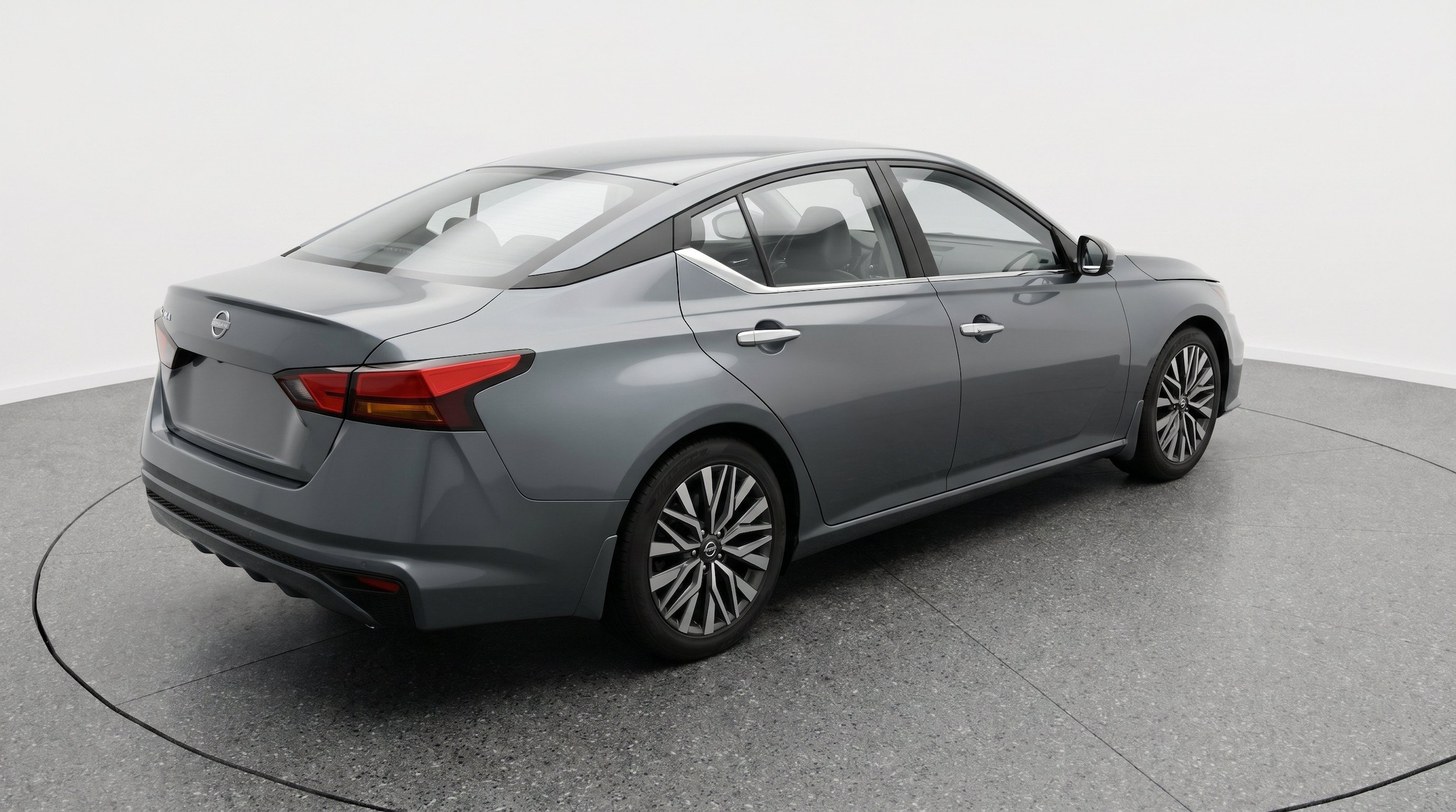 Thumbnail: 2025 Nissan Altima - 9