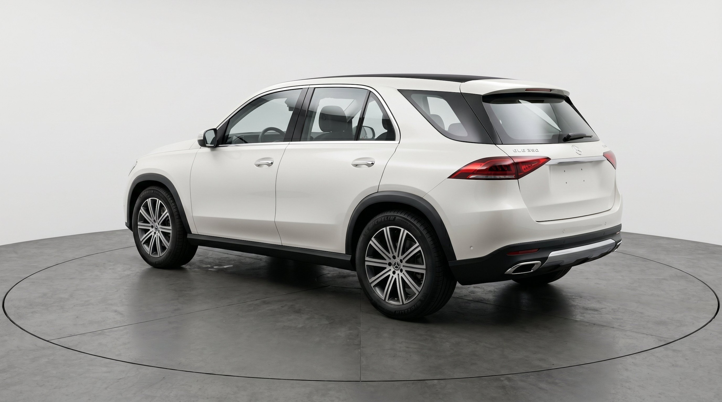 Thumbnail: 2026 Mercedes-Benz GLE - 6