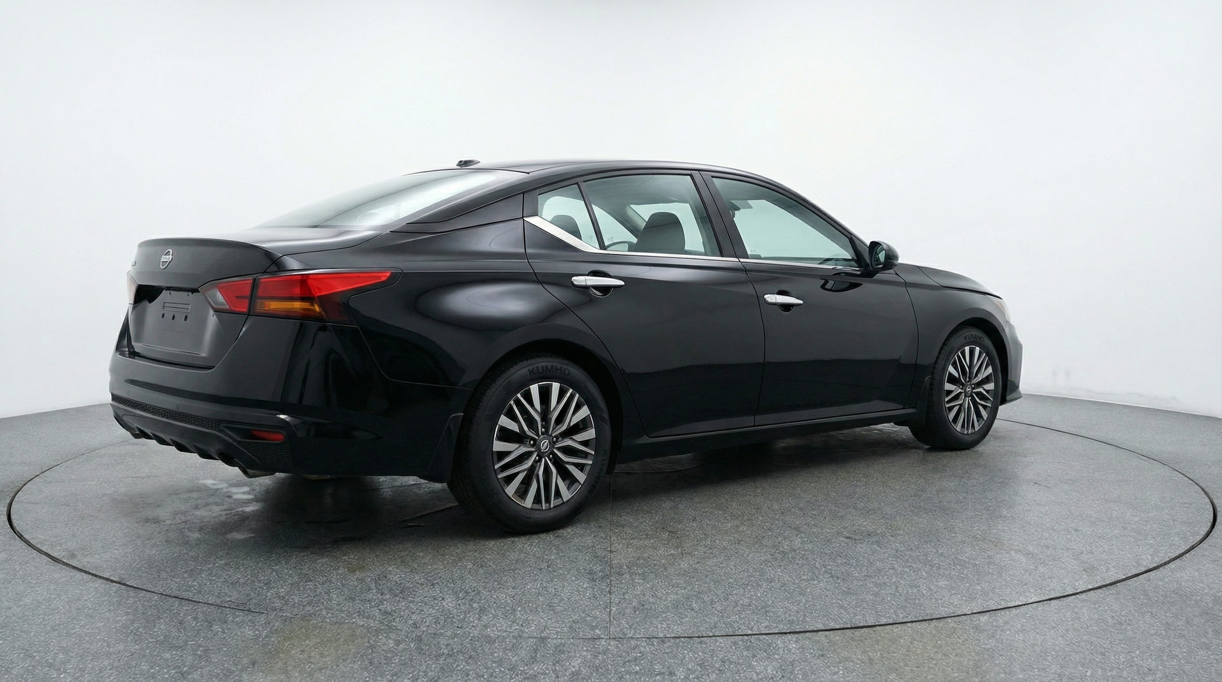 Thumbnail: 2025 Nissan Altima - 7