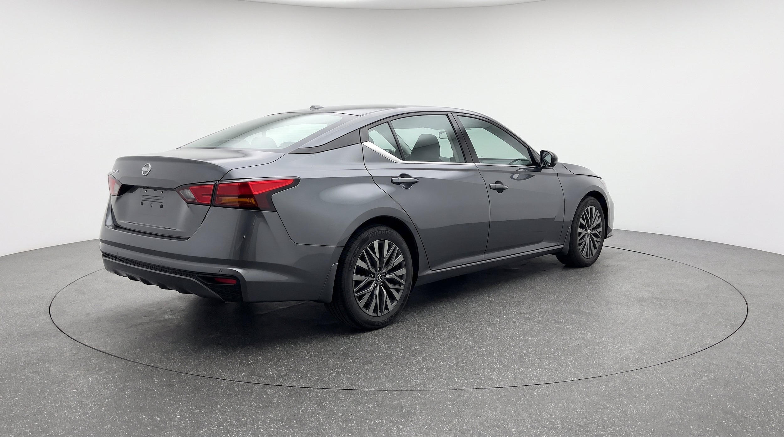 Thumbnail: 2025 Nissan Altima - 9