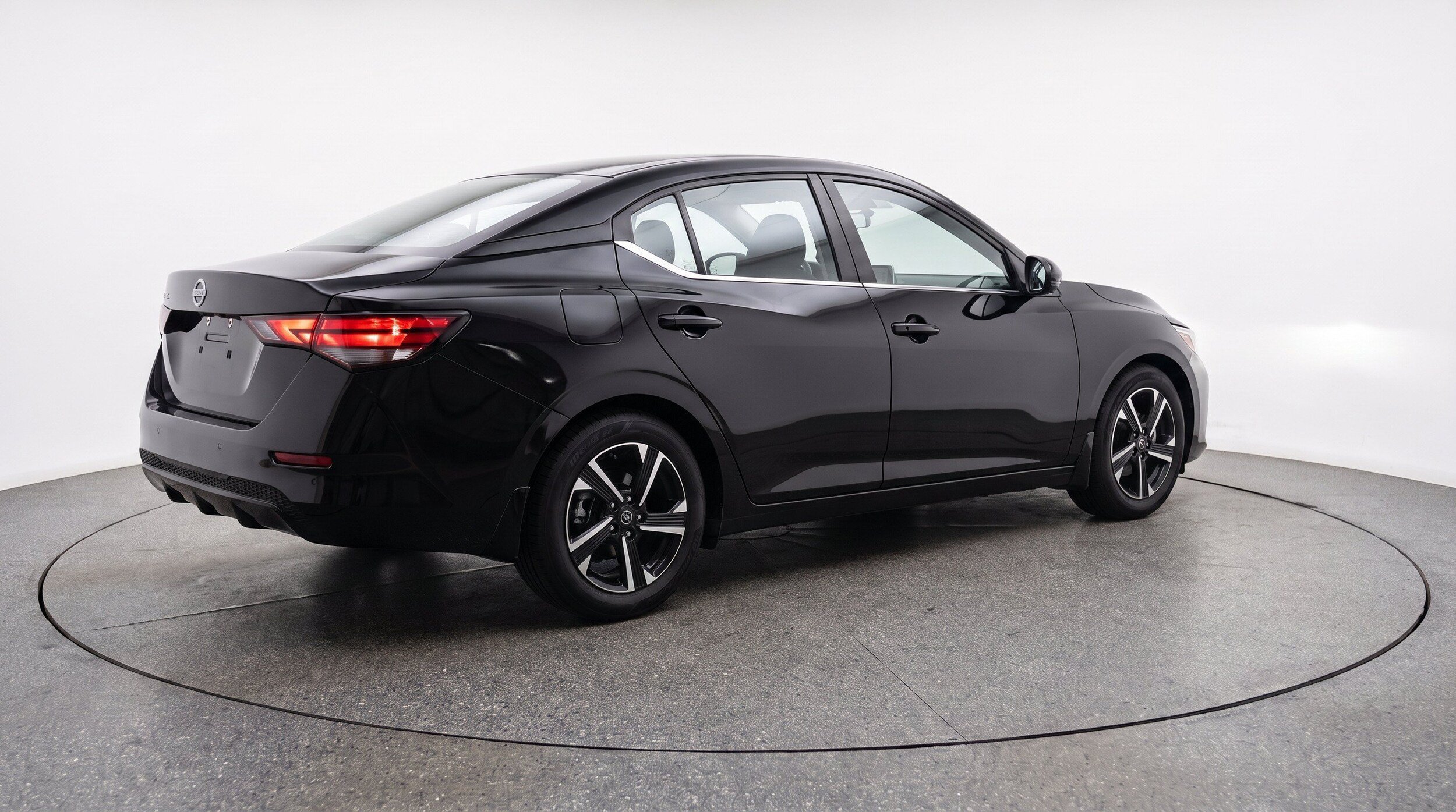 Thumbnail: 2025 Nissan Sentra - 9
