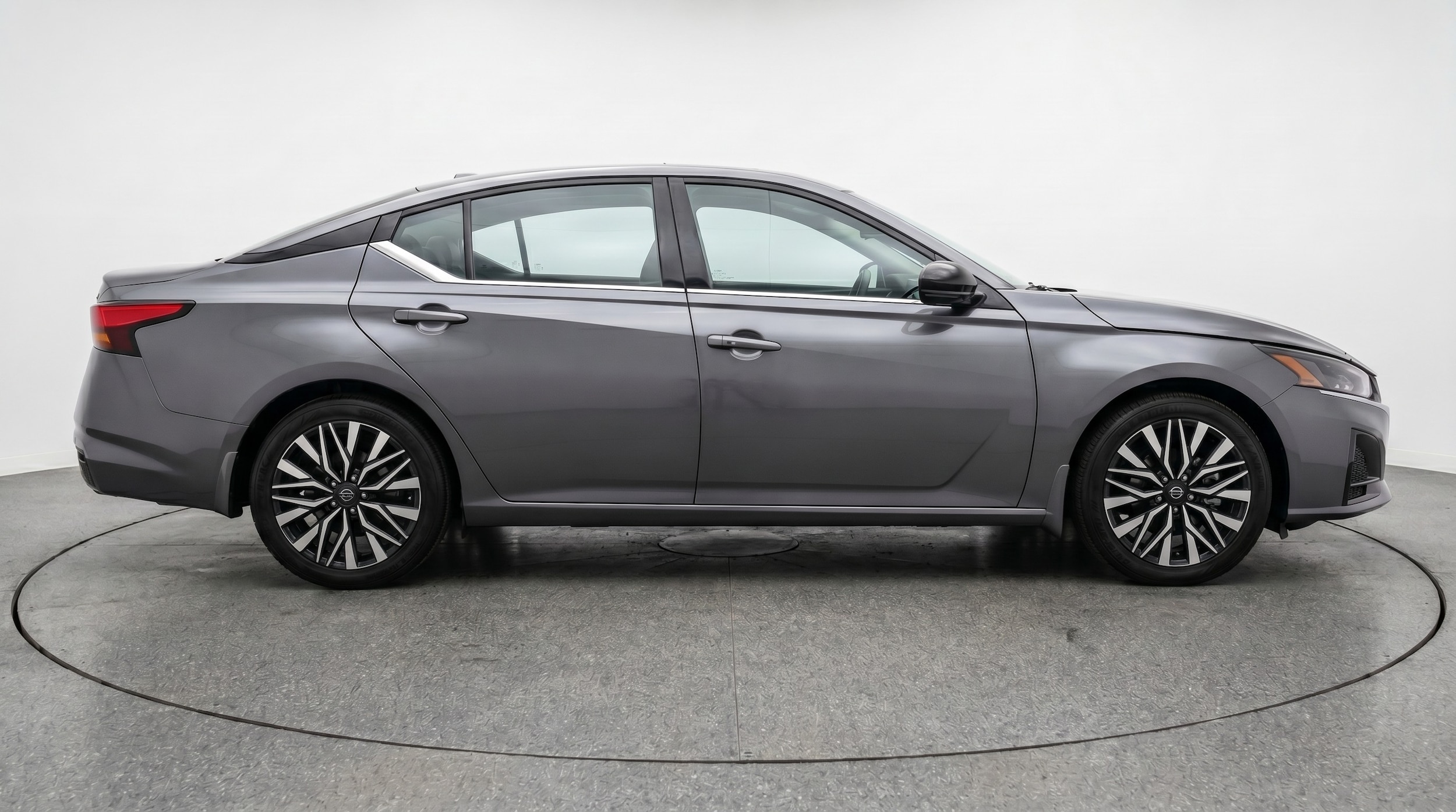 Thumbnail: 2025 Nissan Altima - 8
