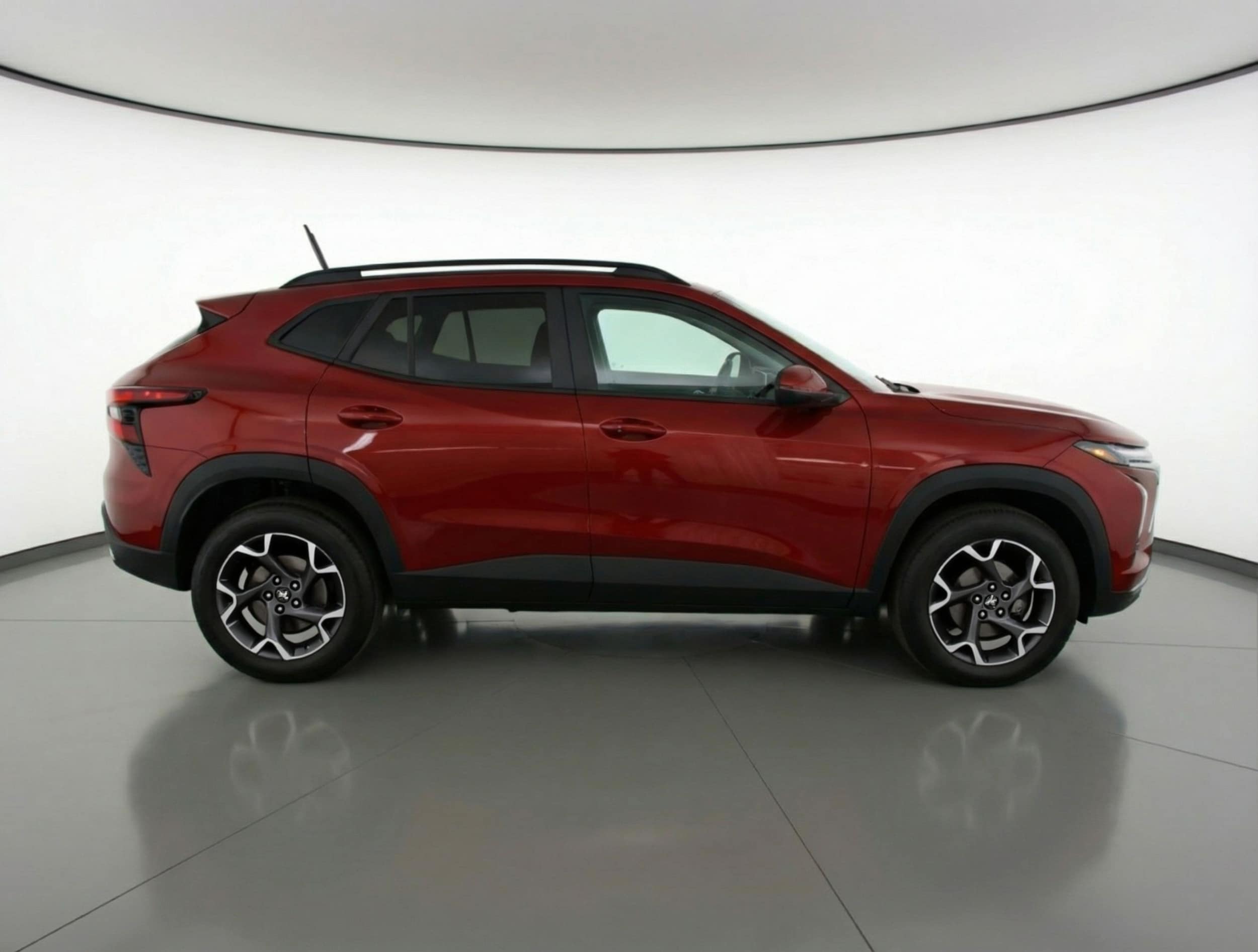 Thumbnail: 2025 Chevrolet Trax - 8