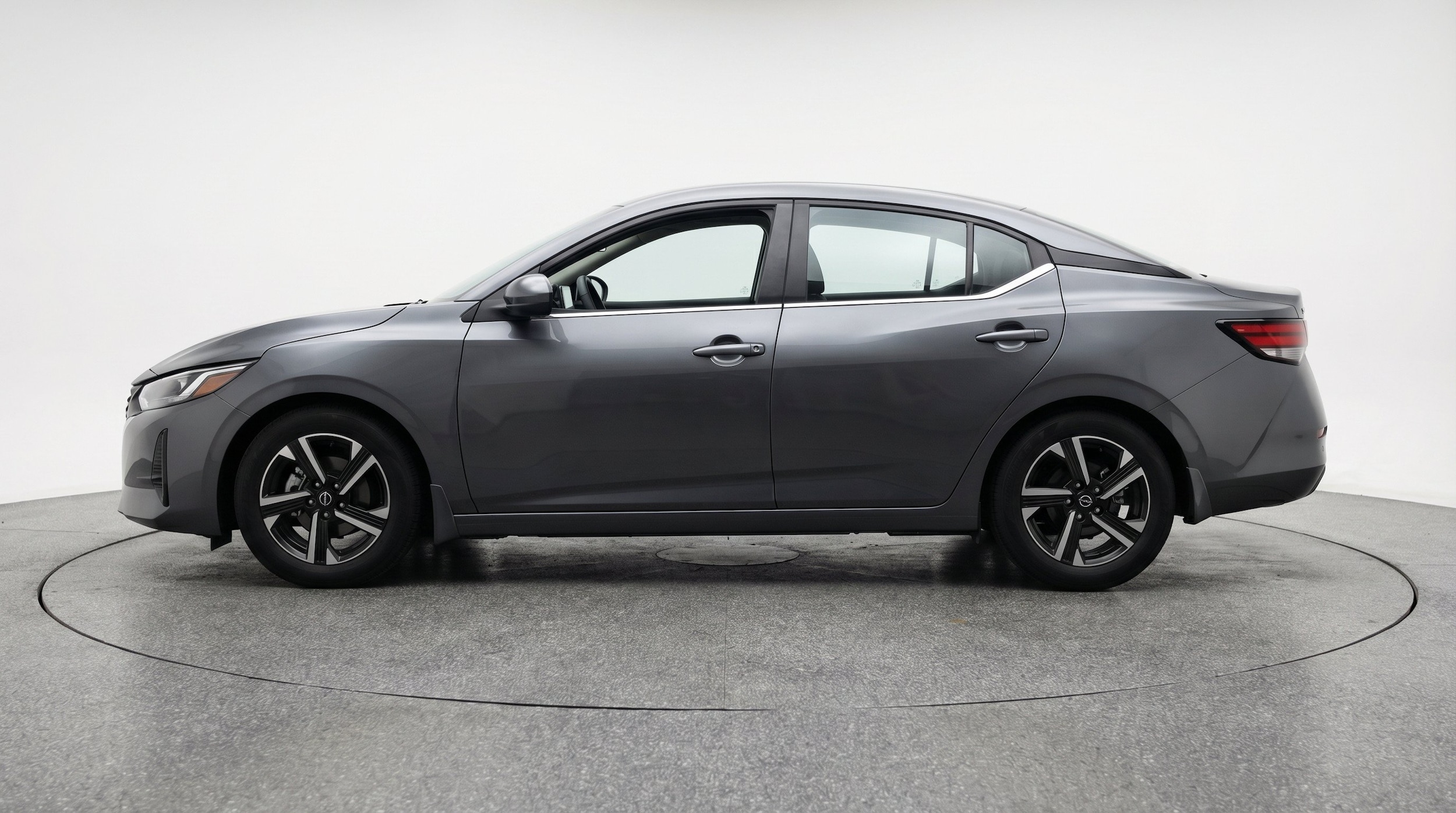 Thumbnail: 2025 Nissan Sentra - 5