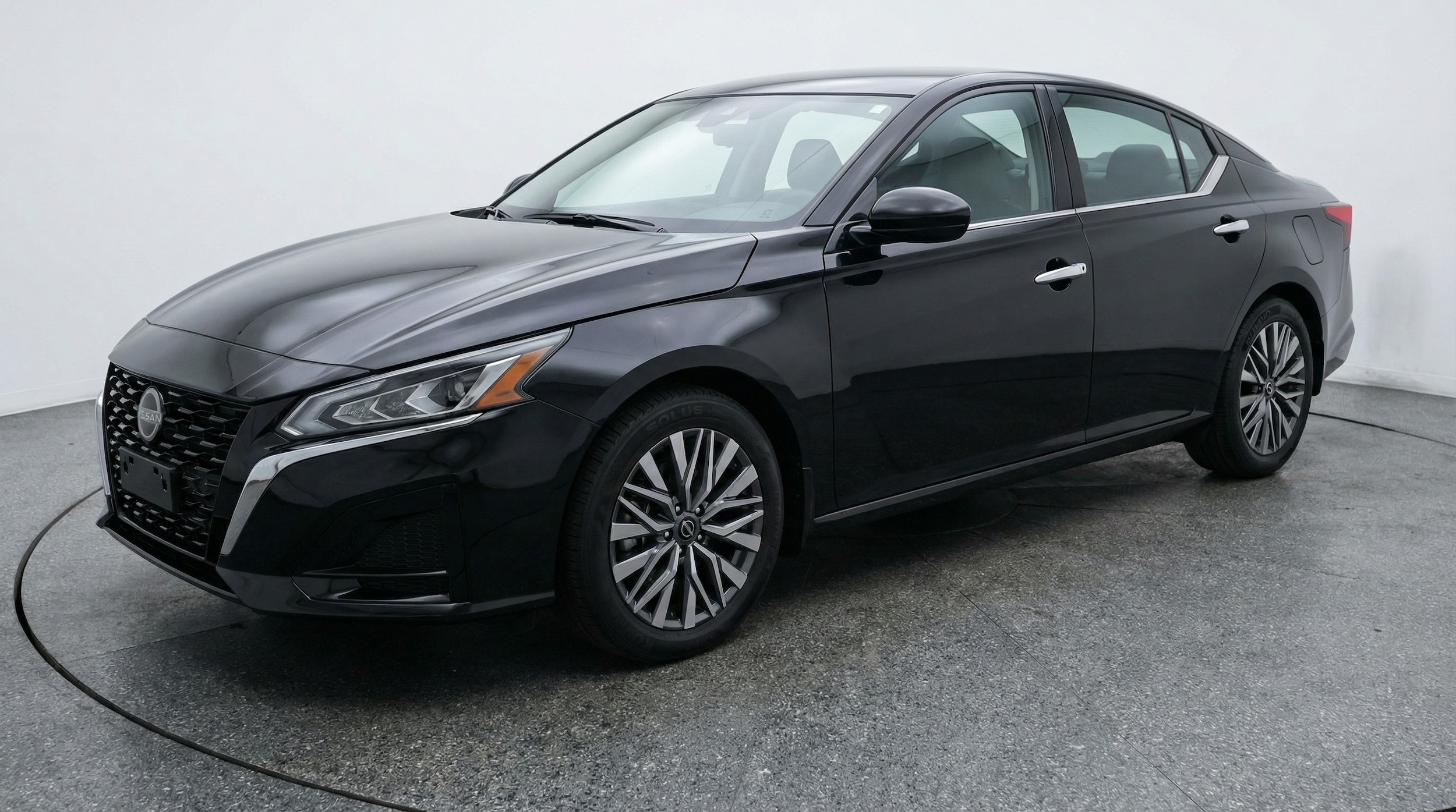 Thumbnail: 2025 Nissan Altima - 3