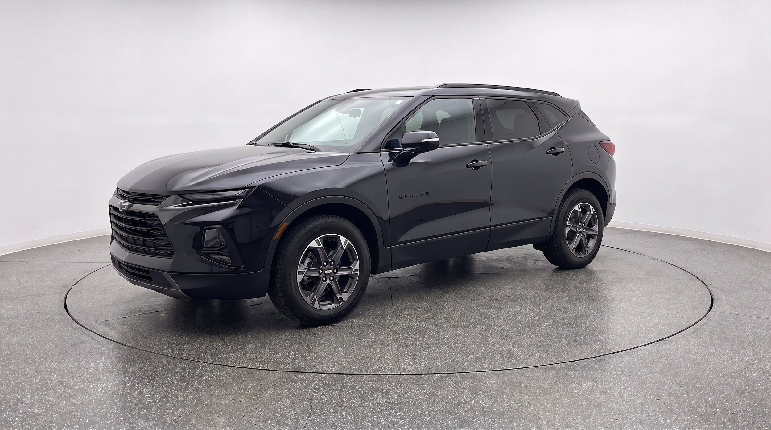 Thumbnail: 2026 Chevrolet Blazer - 3