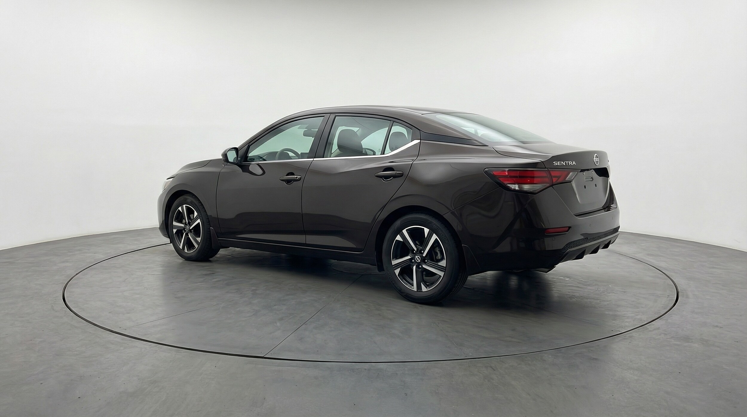 Thumbnail: 2025 Nissan Sentra - 5