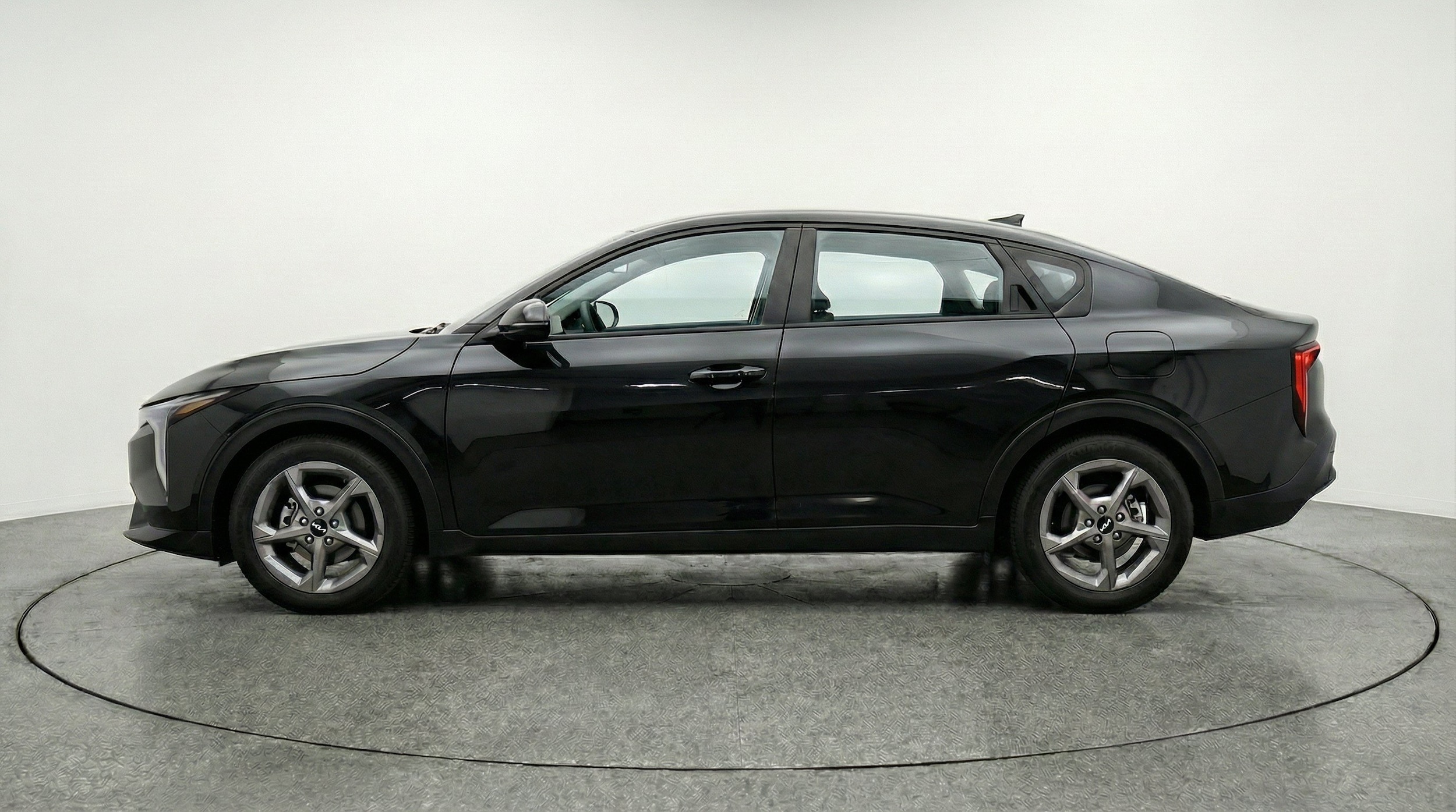 Thumbnail: 2026 Kia K4 - 5