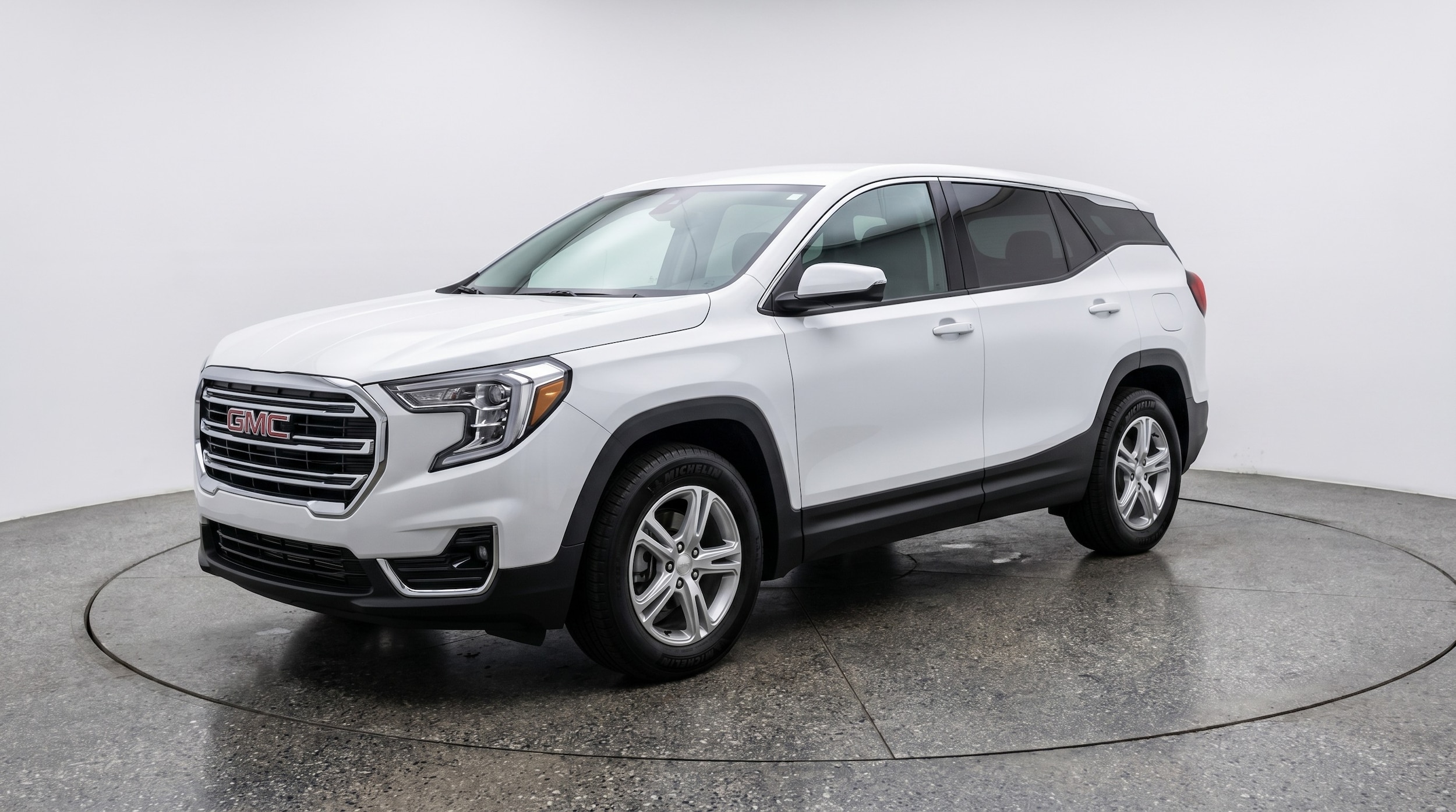 Thumbnail: 2024 GMC Terrain - 3