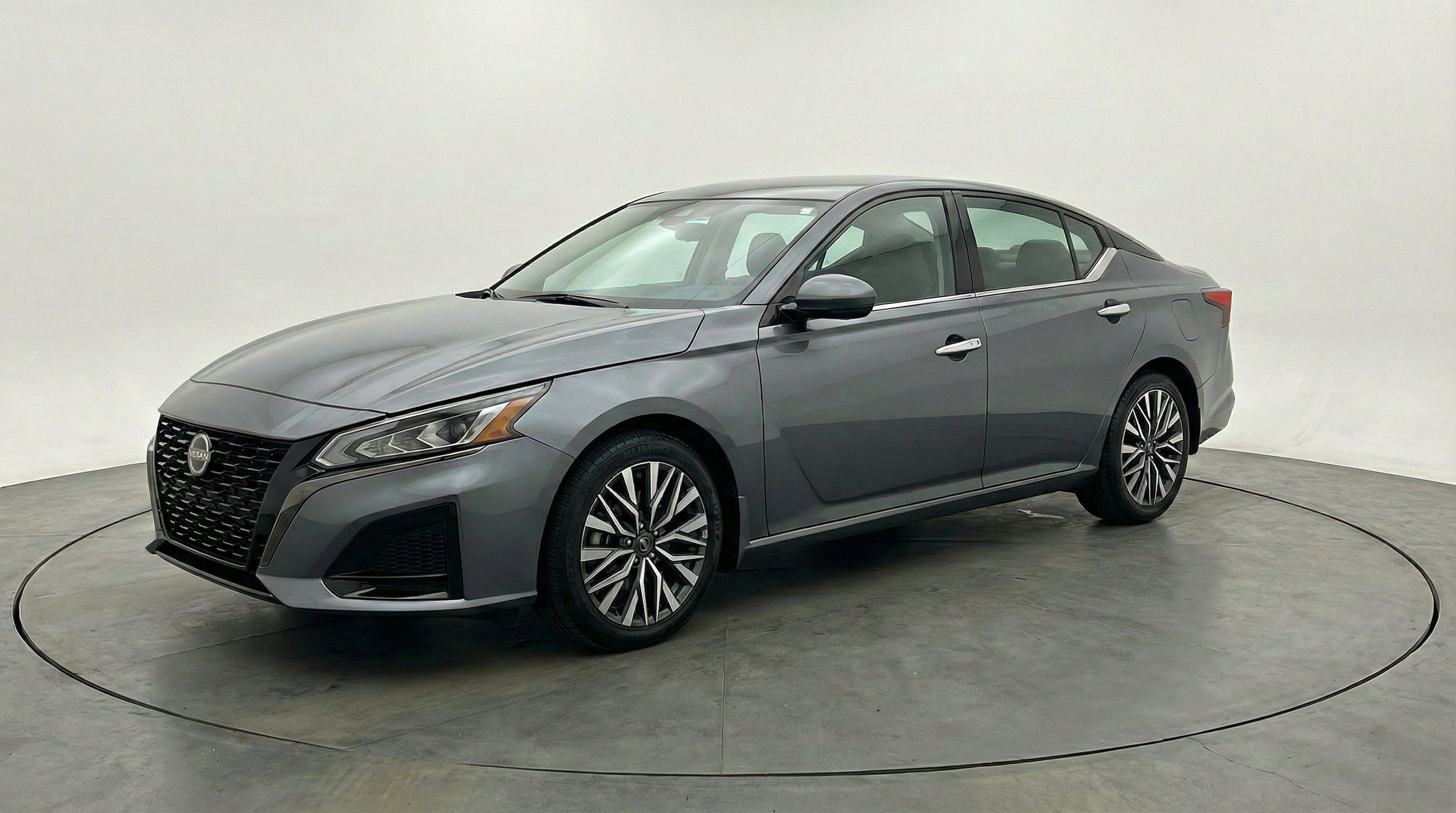 Thumbnail: 2025 Nissan Altima - 3
