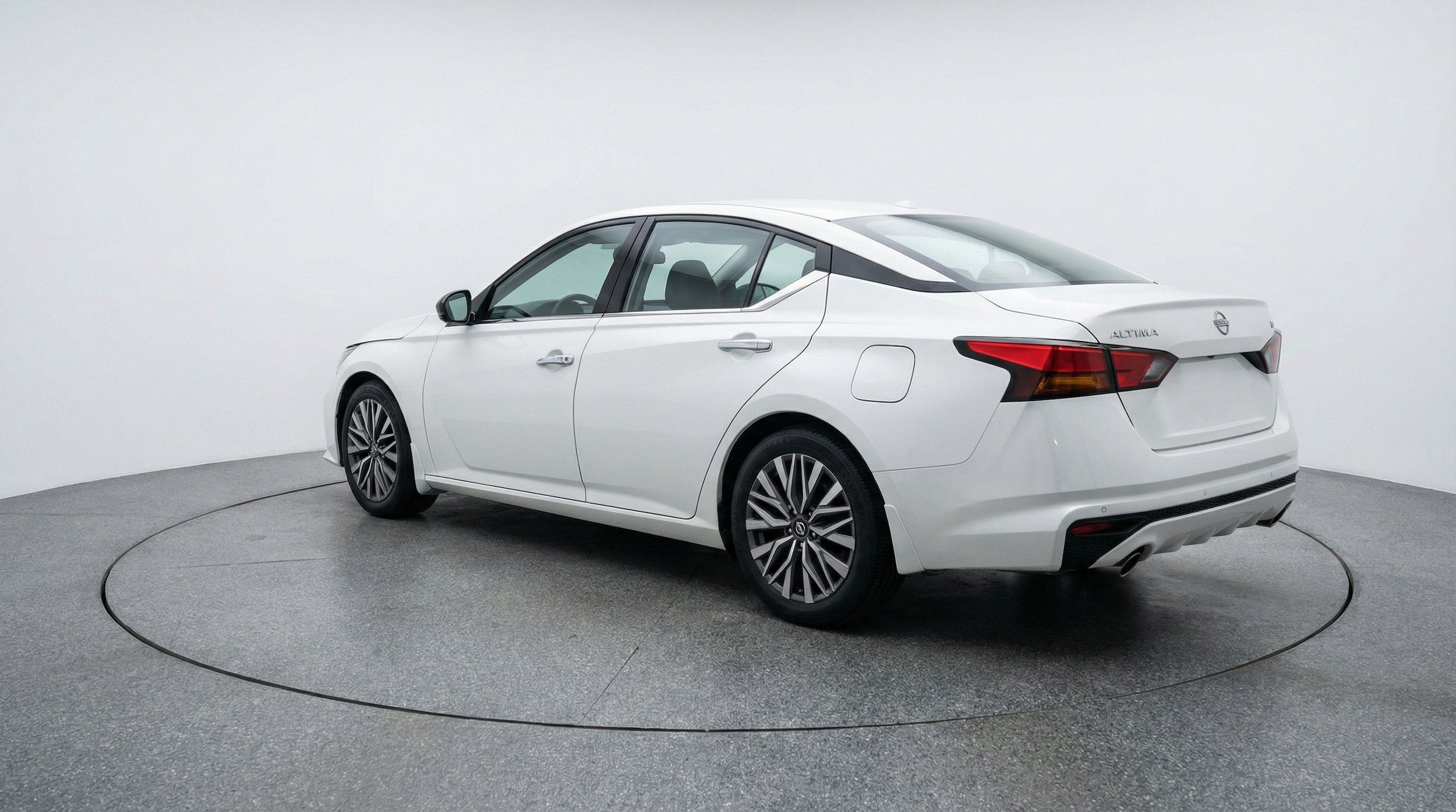 Thumbnail: 2025 Nissan Altima - 6