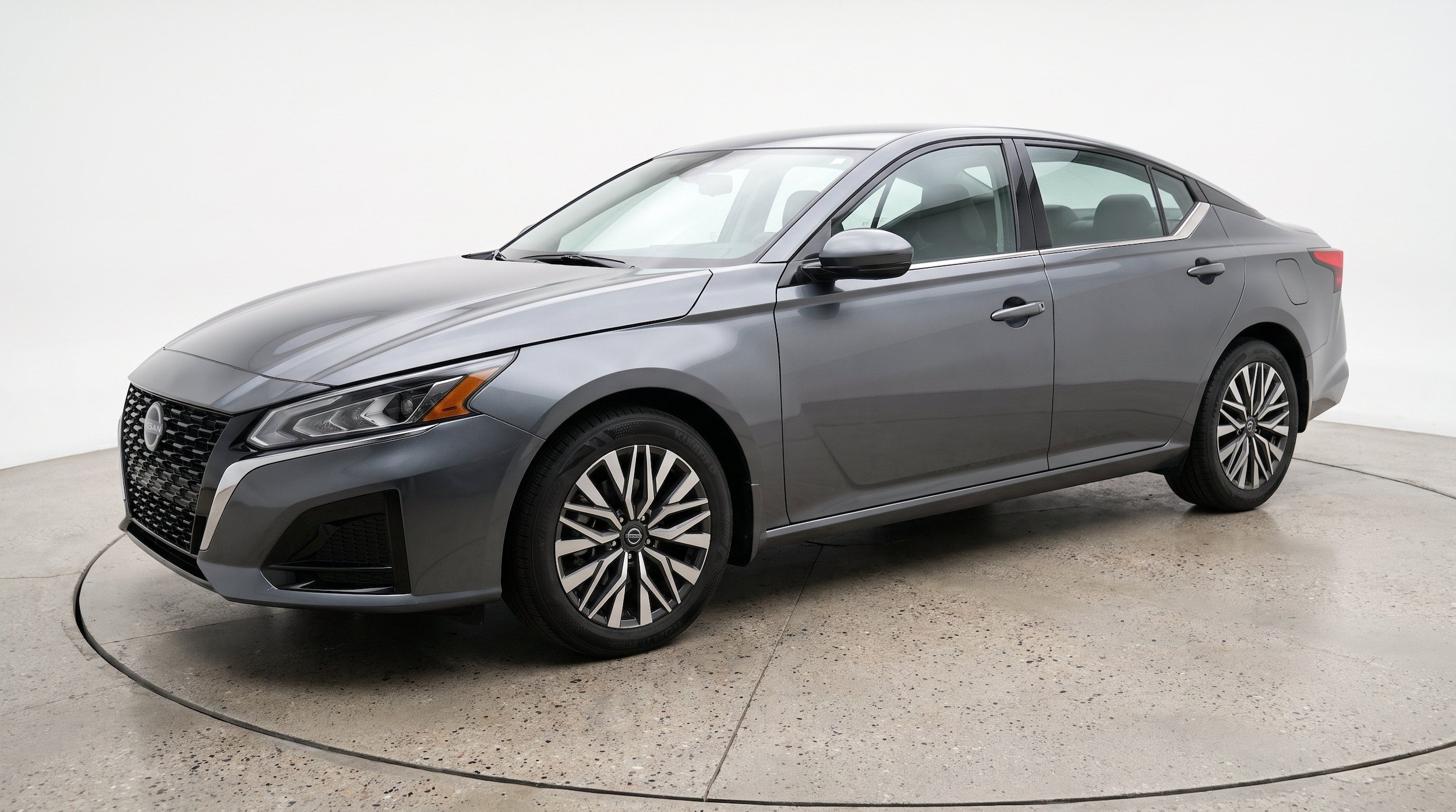 Thumbnail: 2025 Nissan Altima - 3
