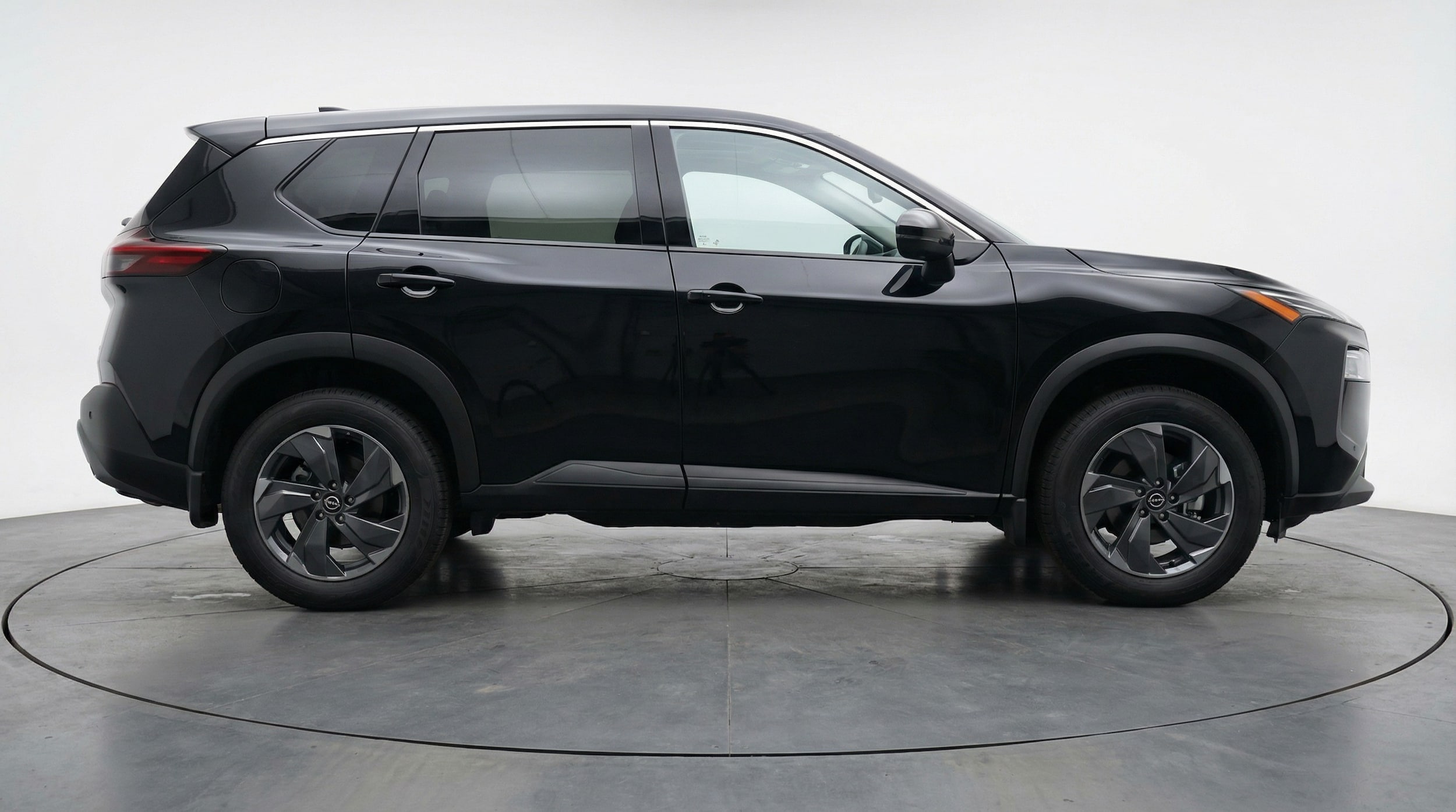 Thumbnail: 2025 Nissan Rogue - 8