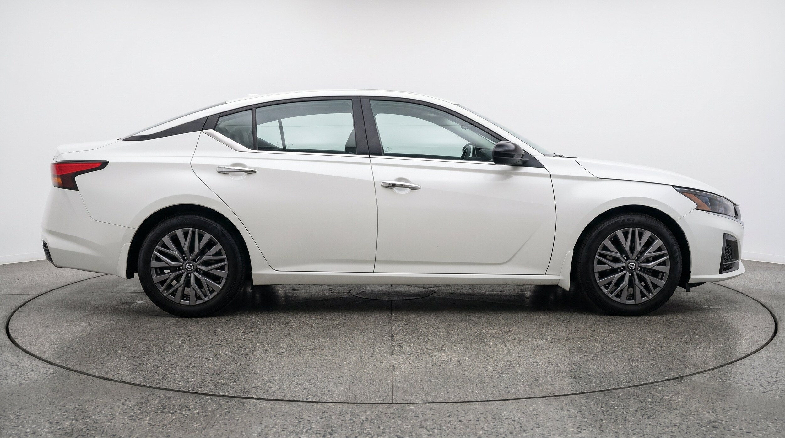 Thumbnail: 2025 Nissan Altima - 11