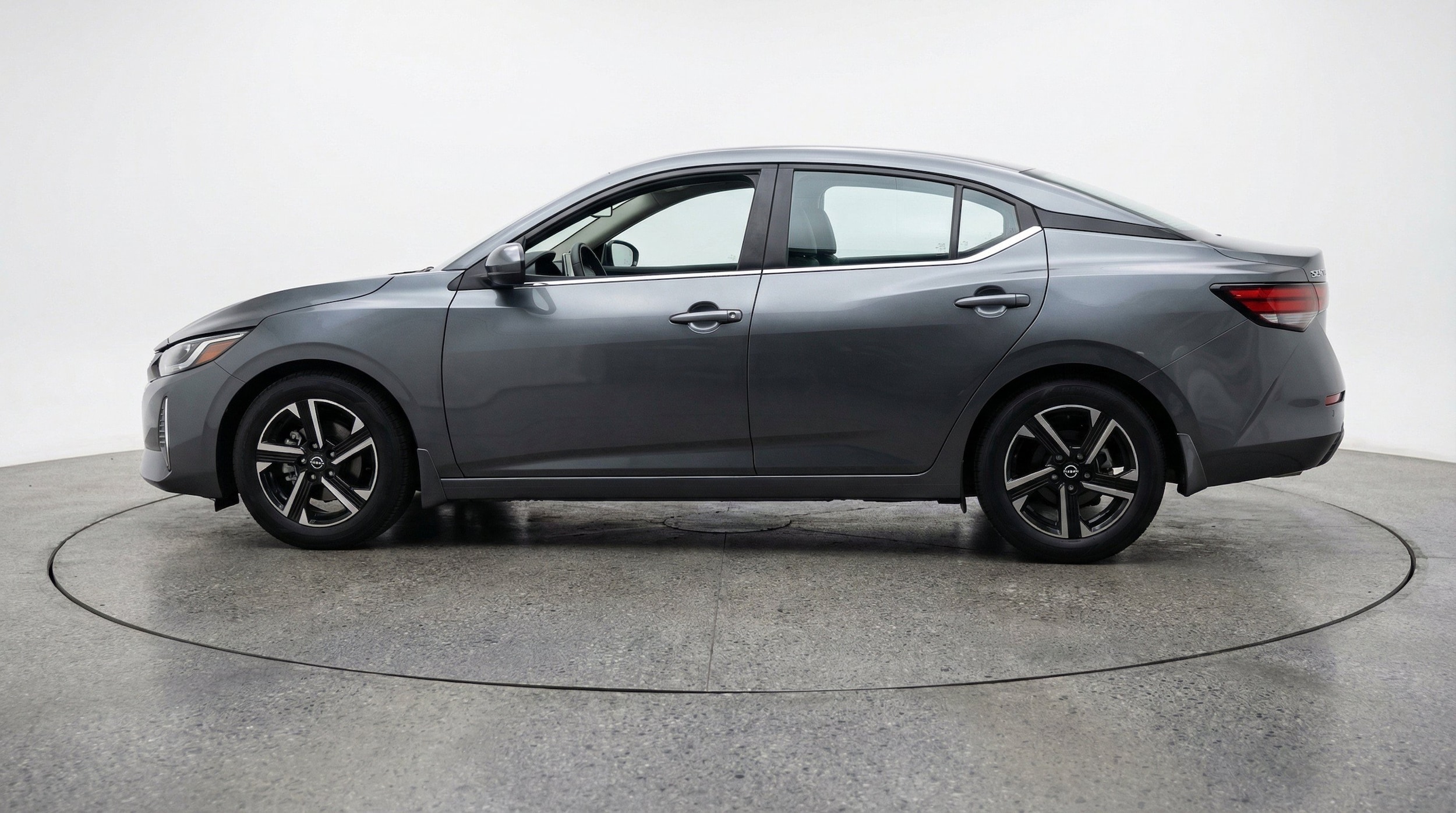 Thumbnail: 2025 Nissan Sentra - 5