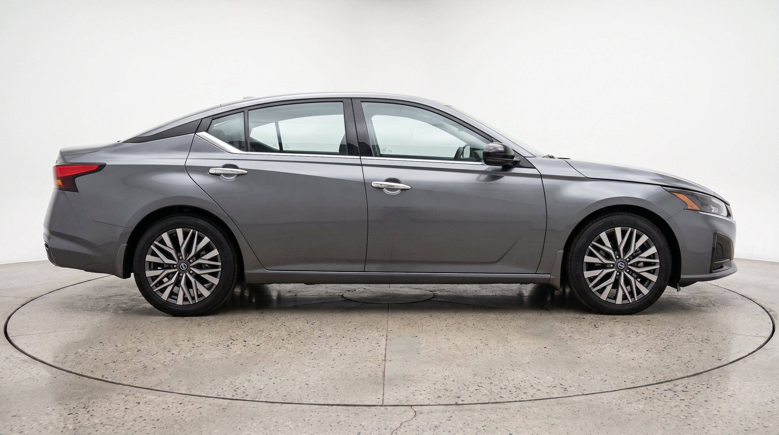 Thumbnail: 2025 Nissan Altima - 10