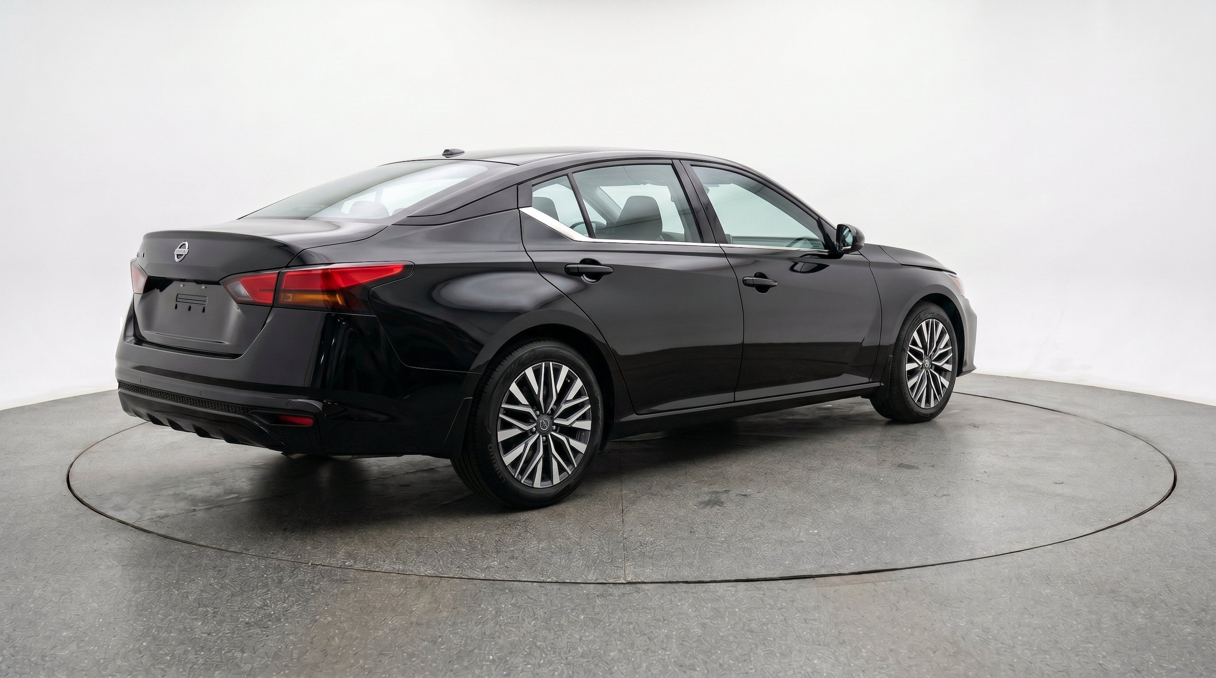 Thumbnail: 2026 Nissan Altima - 9
