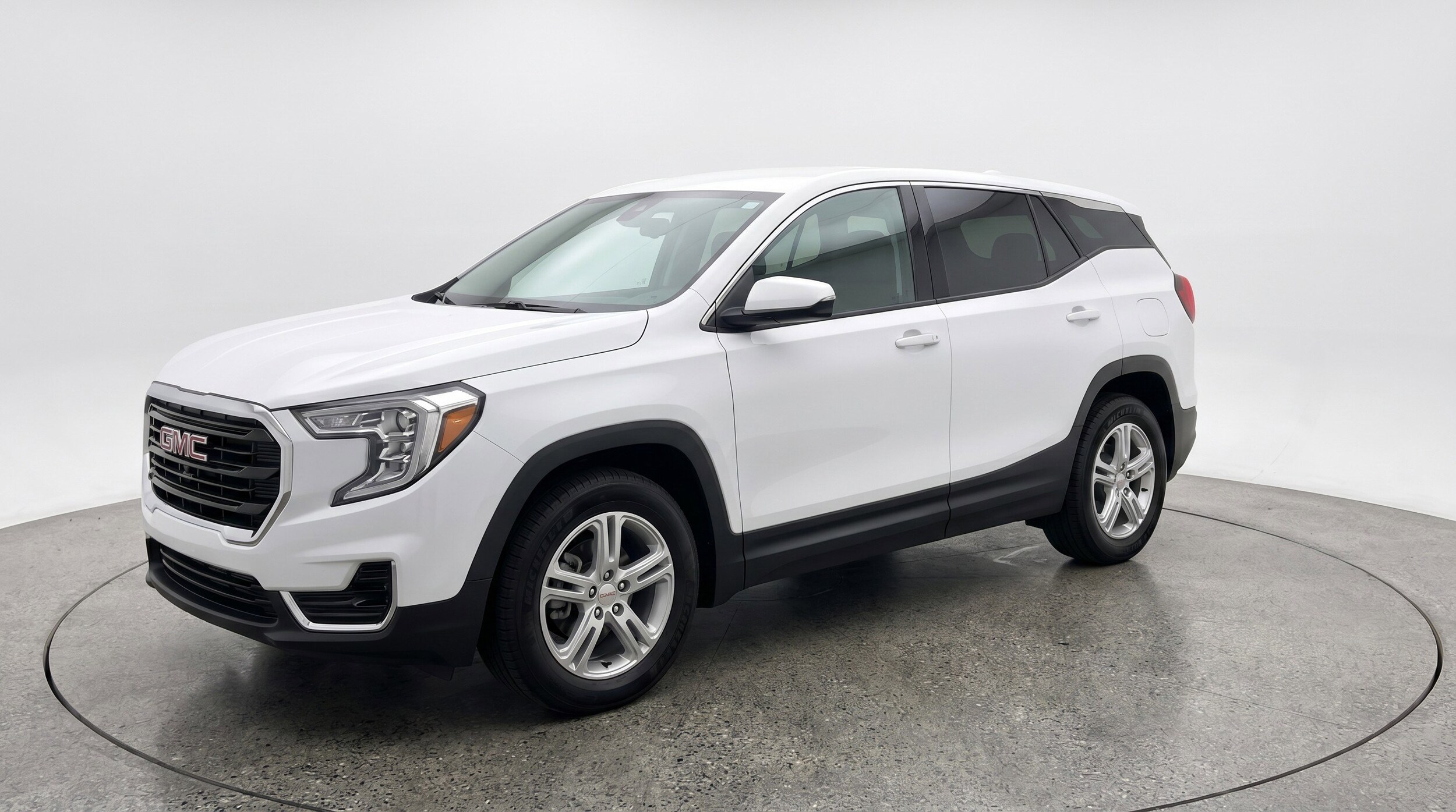 Thumbnail: 2024 GMC Terrain - 3