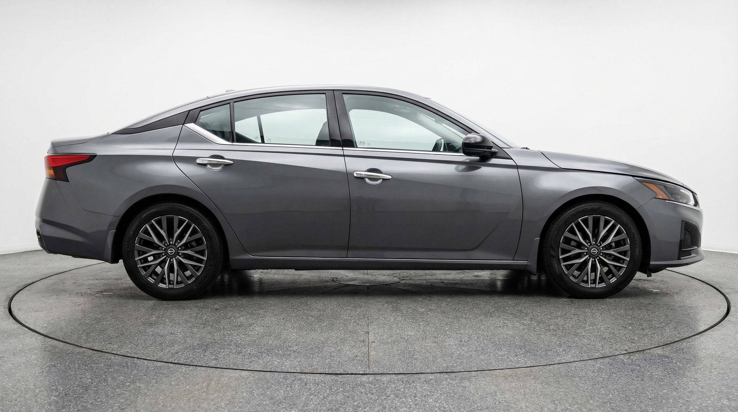 Thumbnail: 2025 Nissan Altima - 8