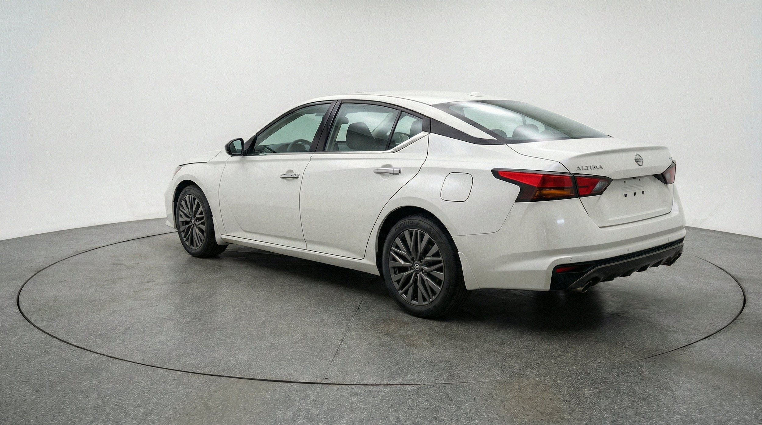 Thumbnail: 2025 Nissan Altima - 6