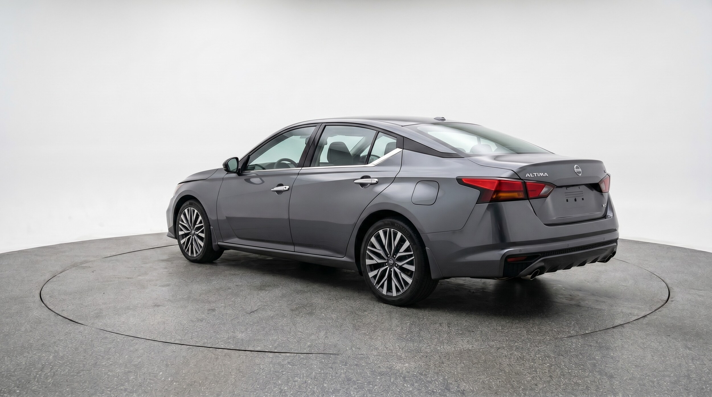 Thumbnail: 2025 Nissan Altima - 5